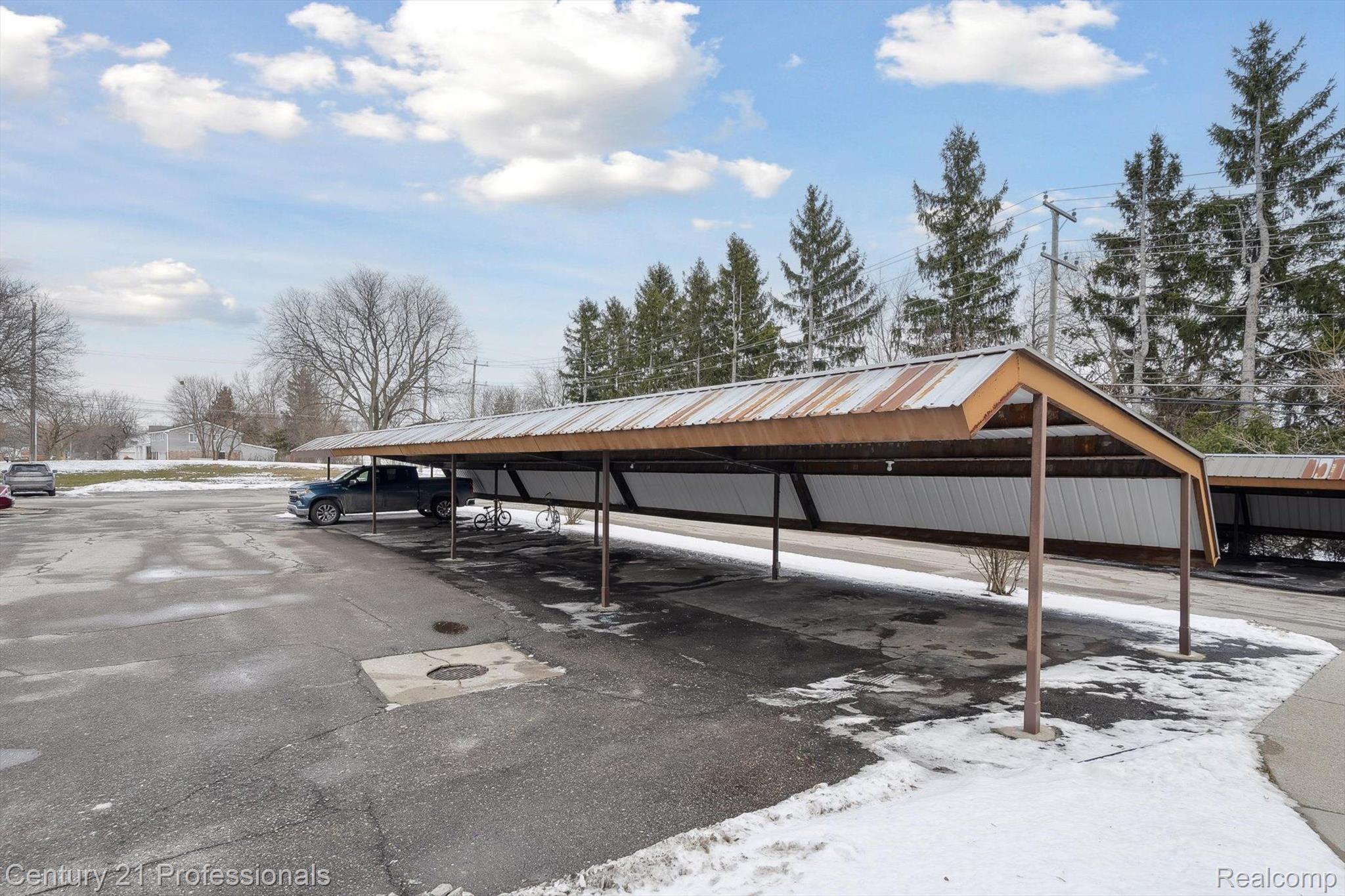 30535 W 14 MILE Road 20