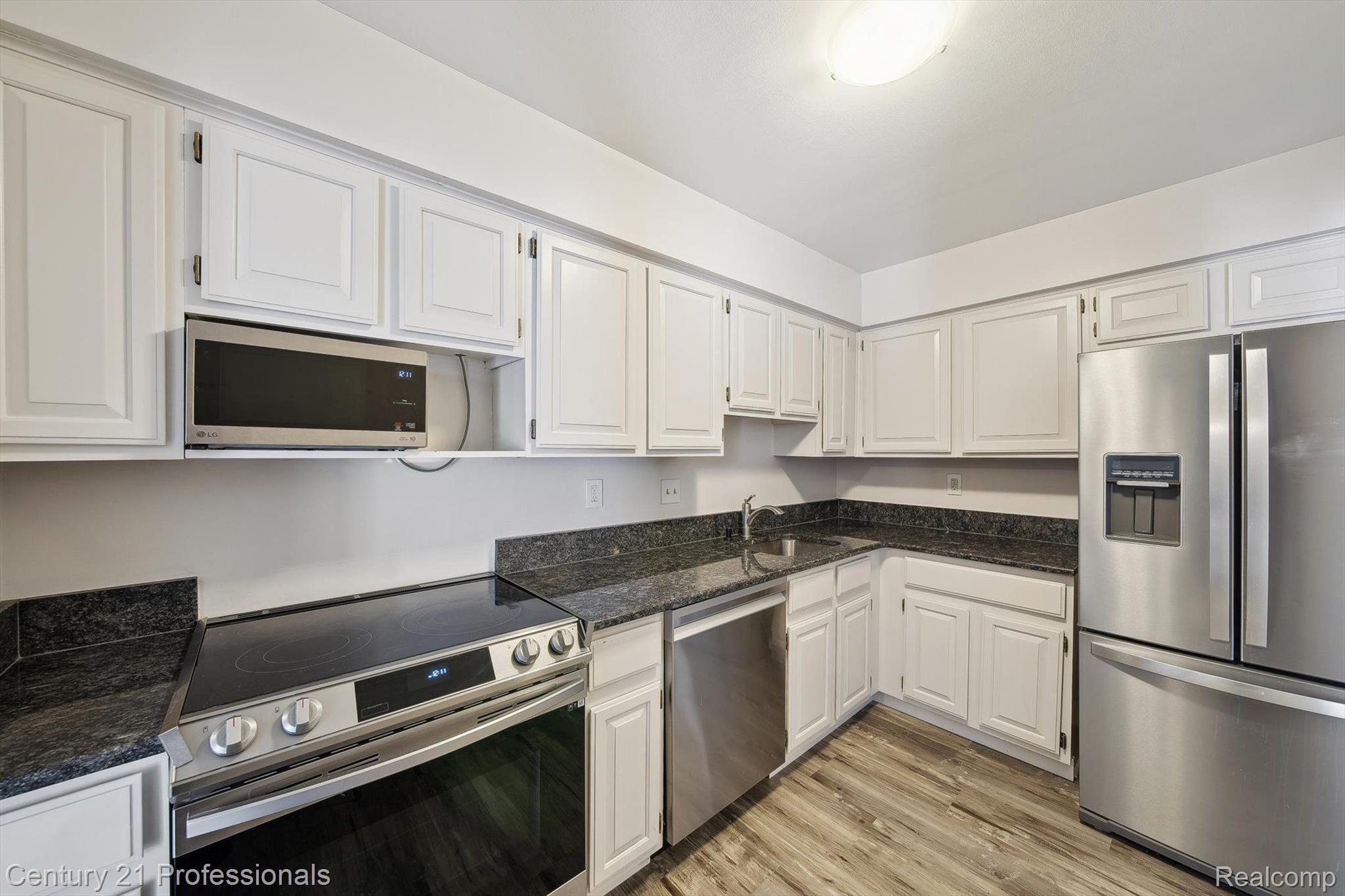 30535 W 14 MILE Road 20