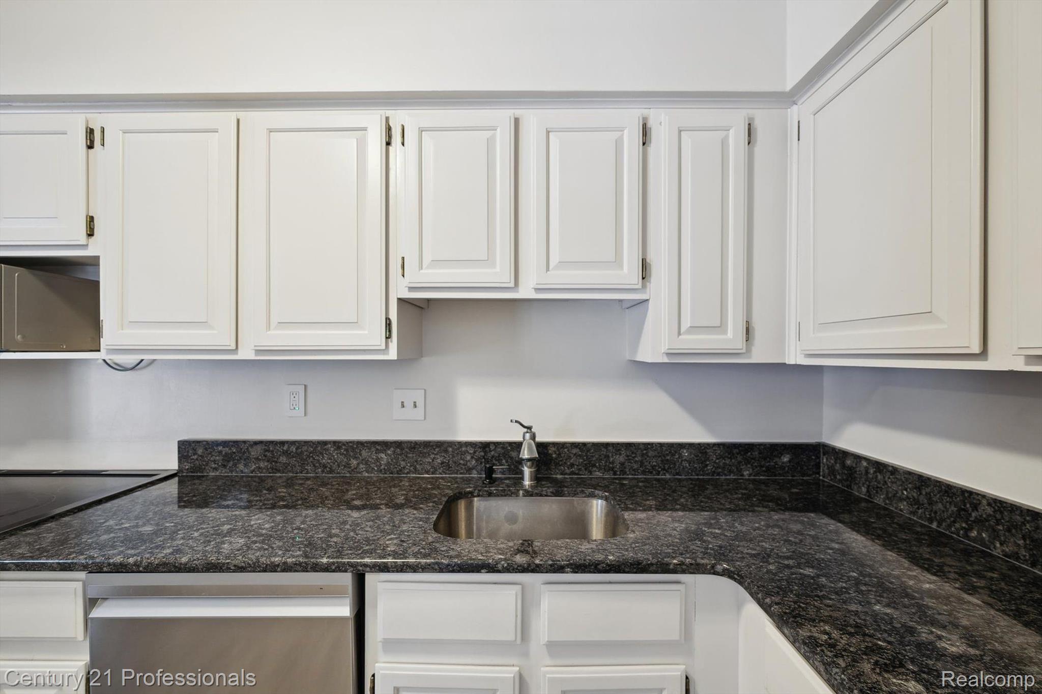 30535 W 14 MILE Road 20