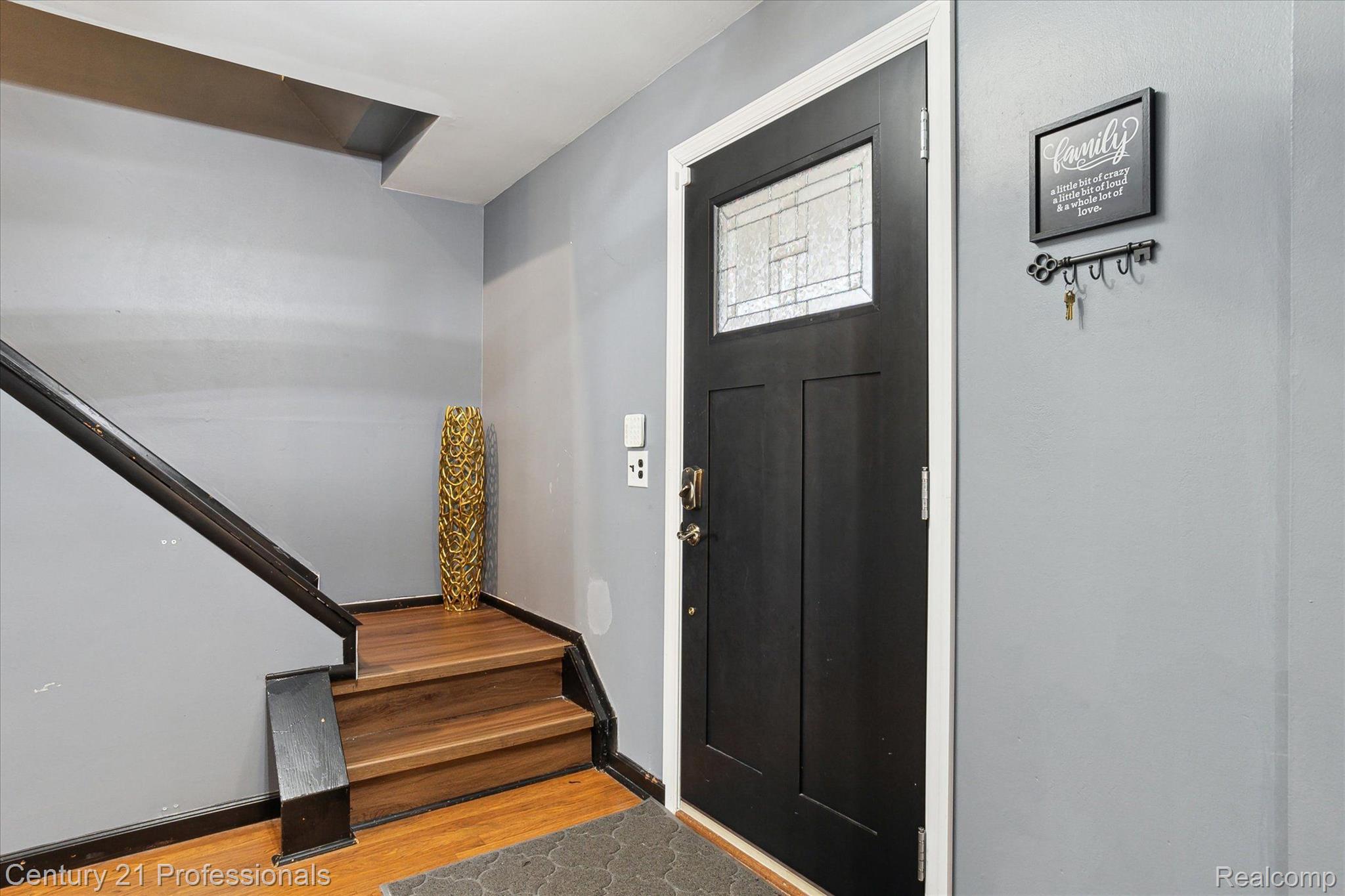 2133 S Cavalier Drive