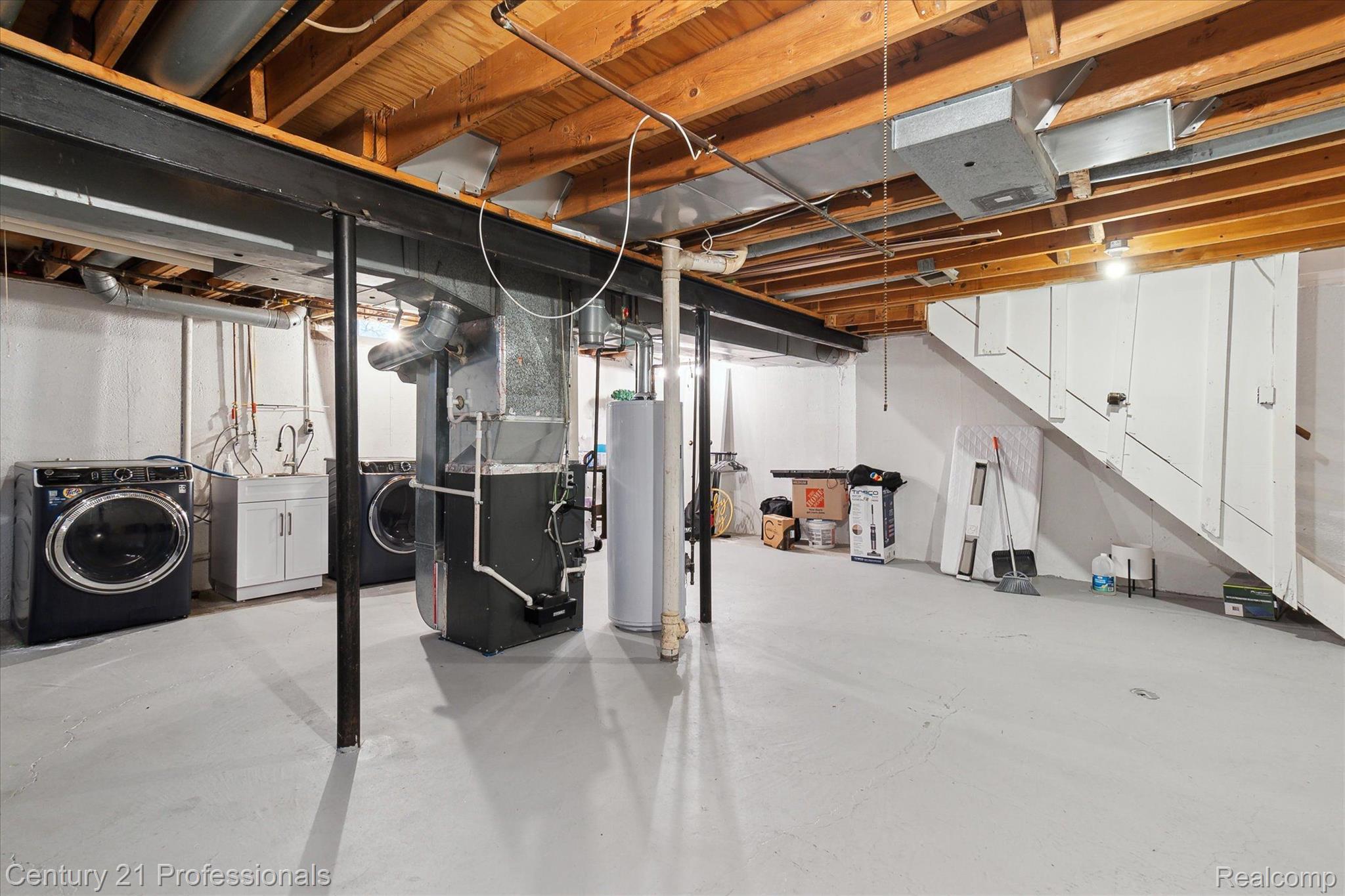 2133 S Cavalier Drive