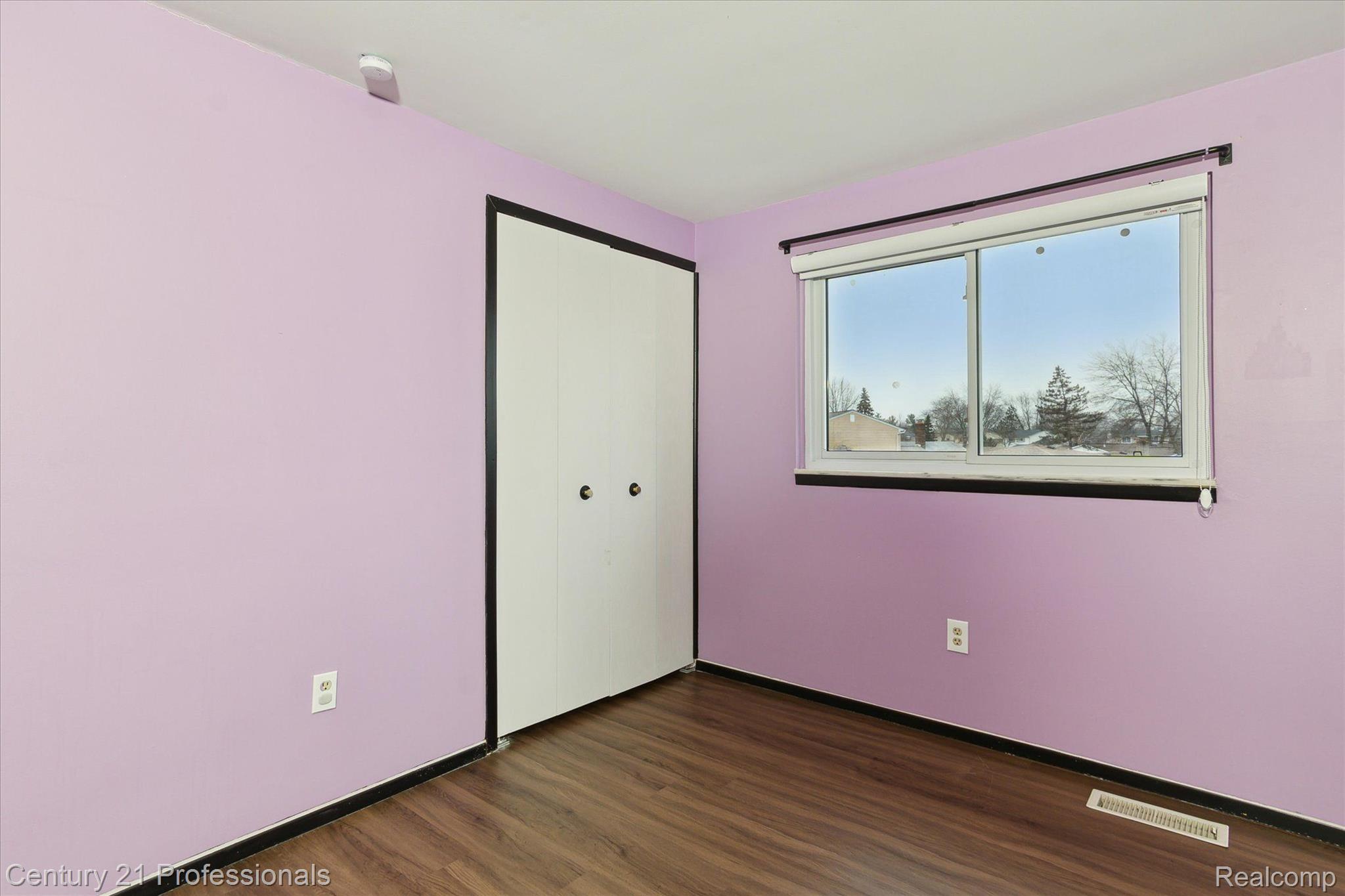 2133 S Cavalier Drive