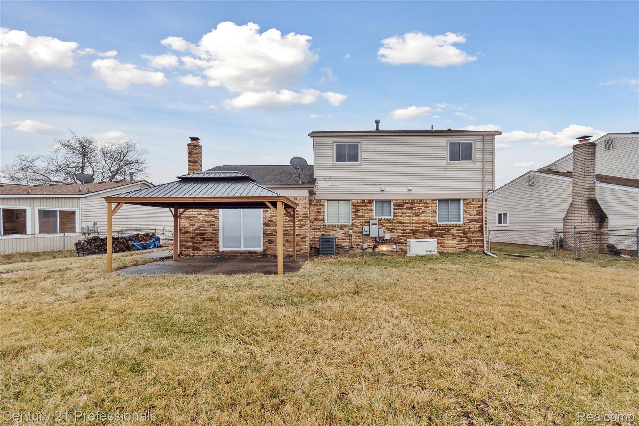 2133 S Cavalier Drive