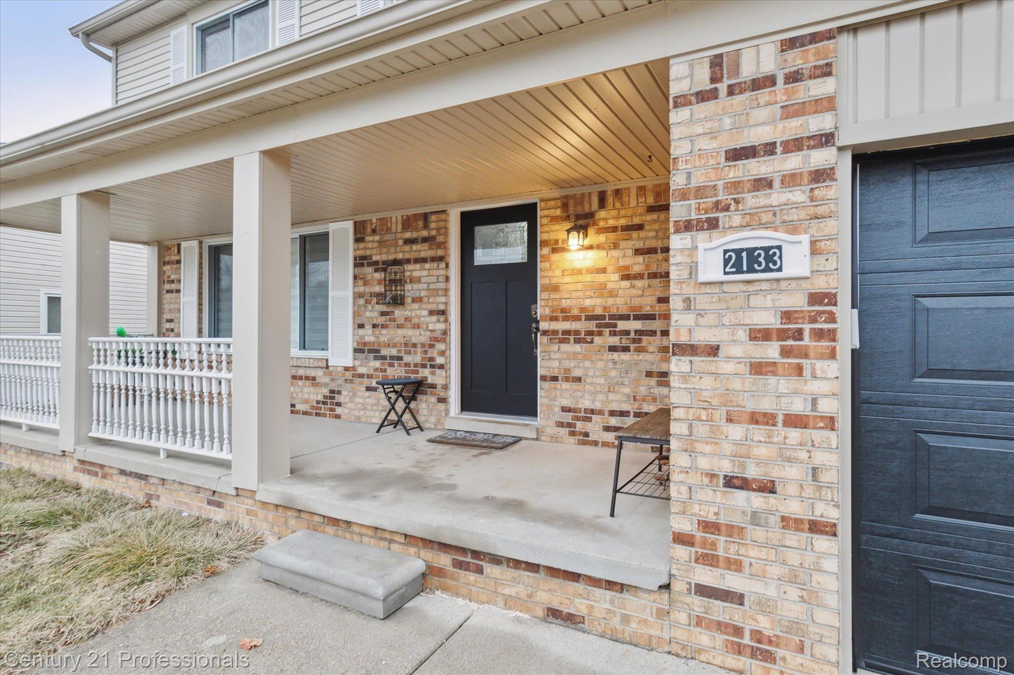 2133 S Cavalier Drive
