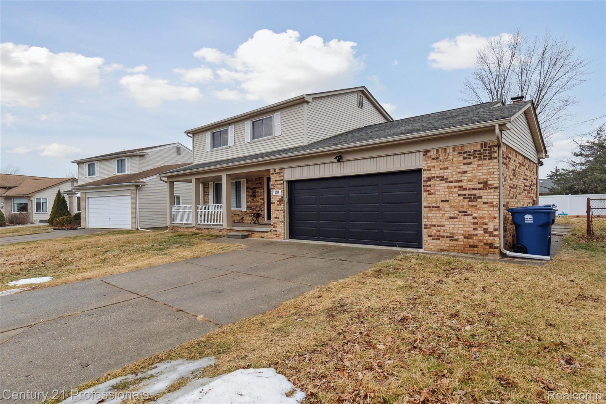 2133 S Cavalier Drive