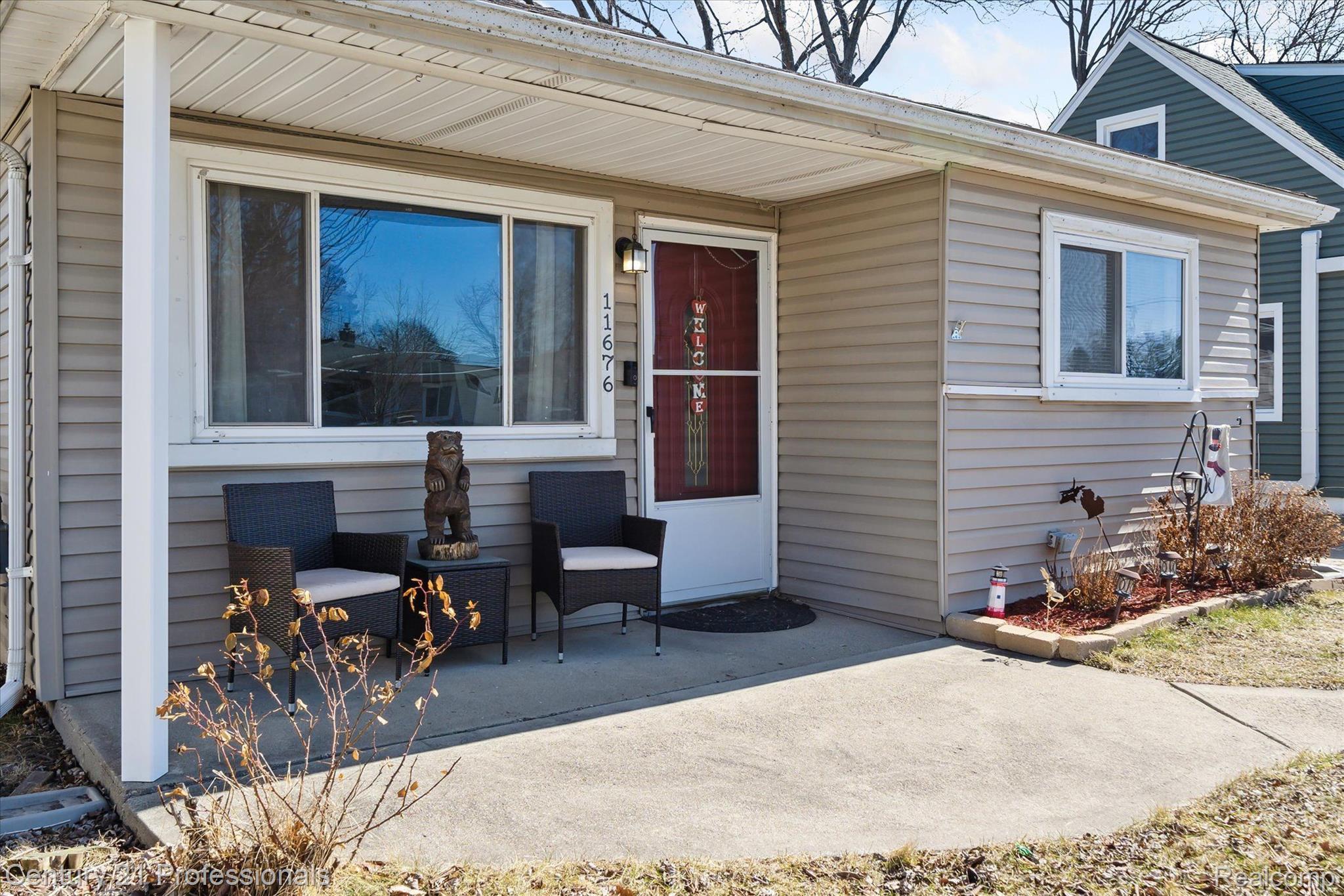 11676 KINLOCH