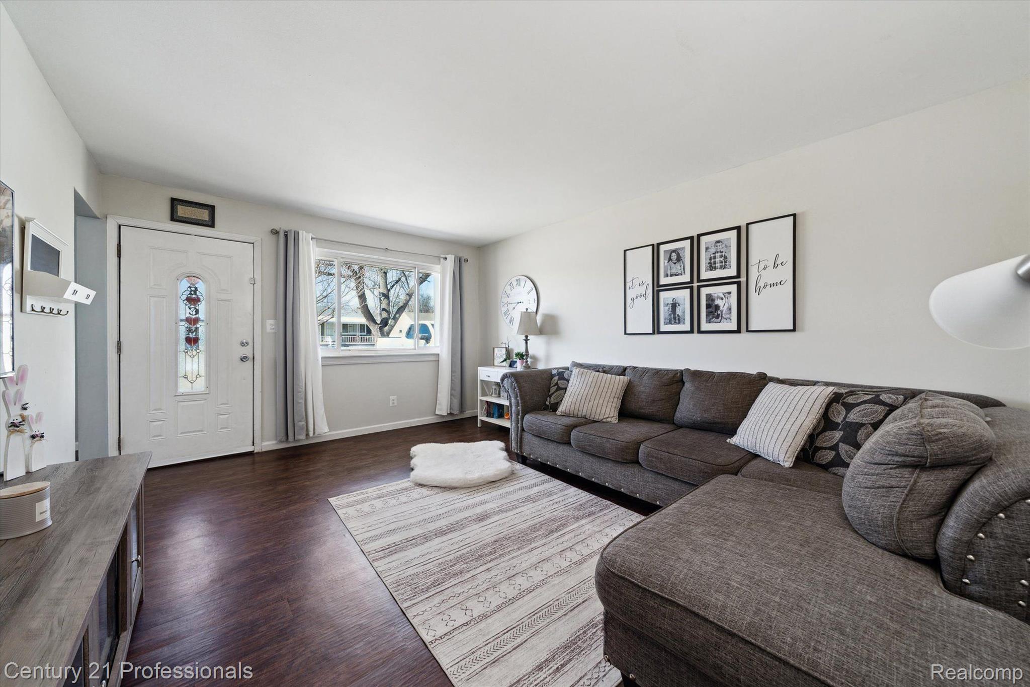 11676 KINLOCH