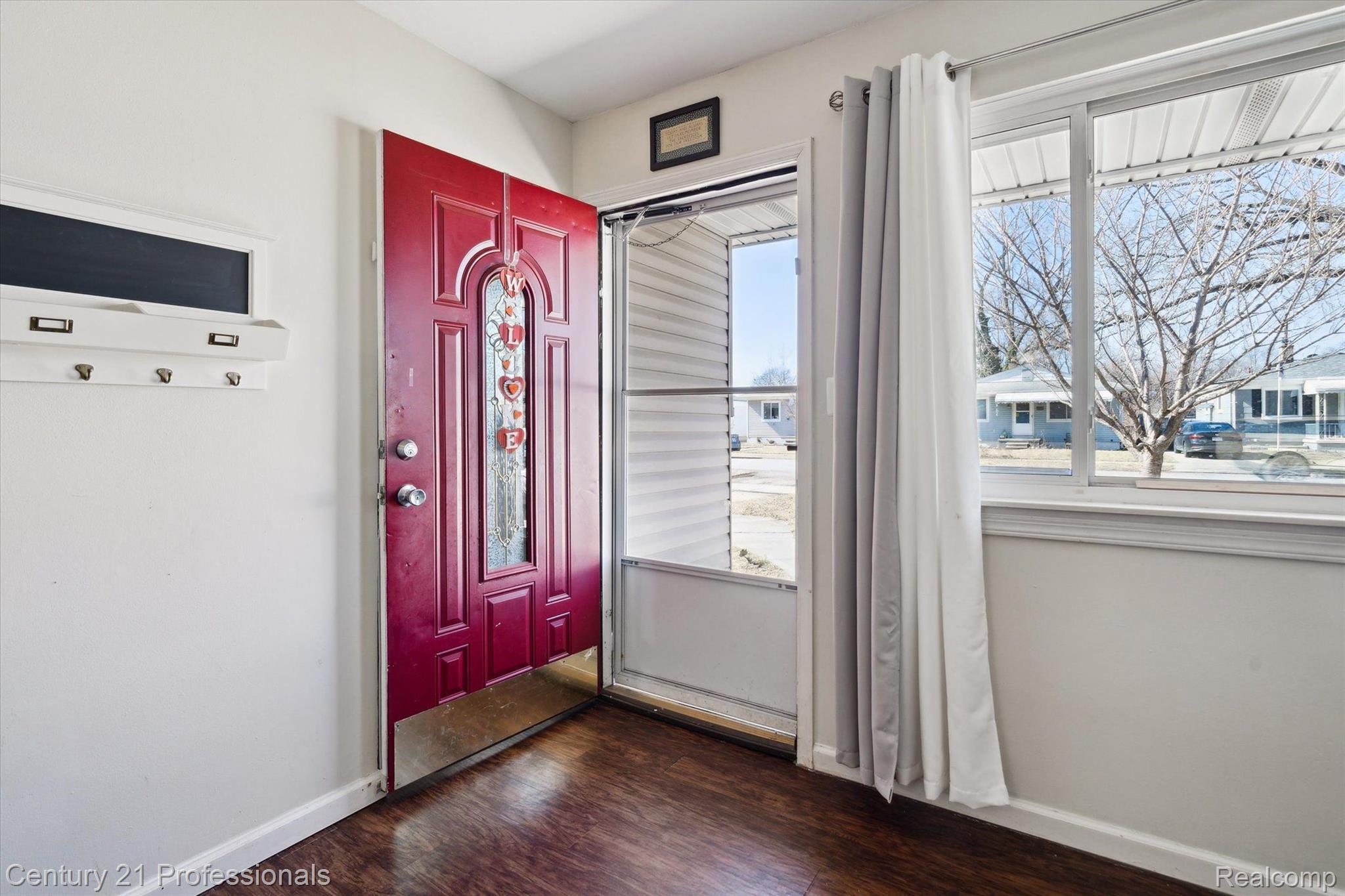 11676 KINLOCH