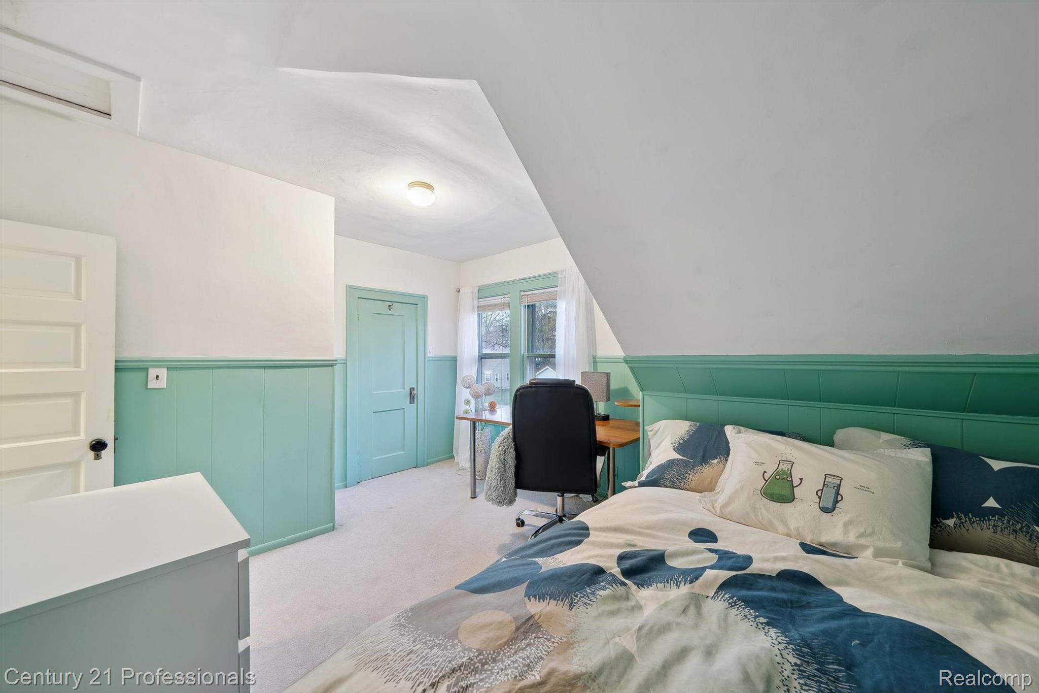 603 S BLAIR Avenue