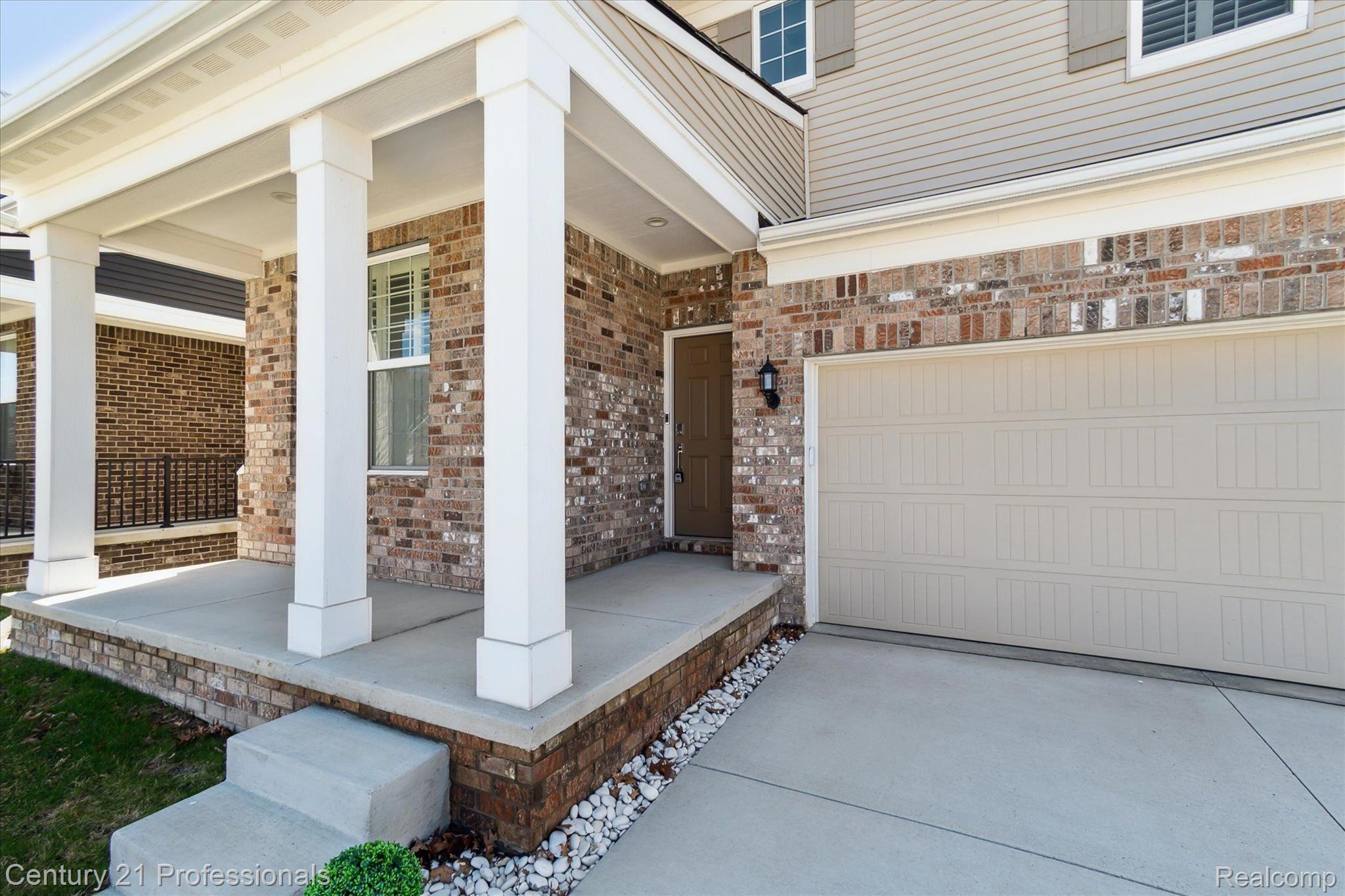 2843 DILLON Drive