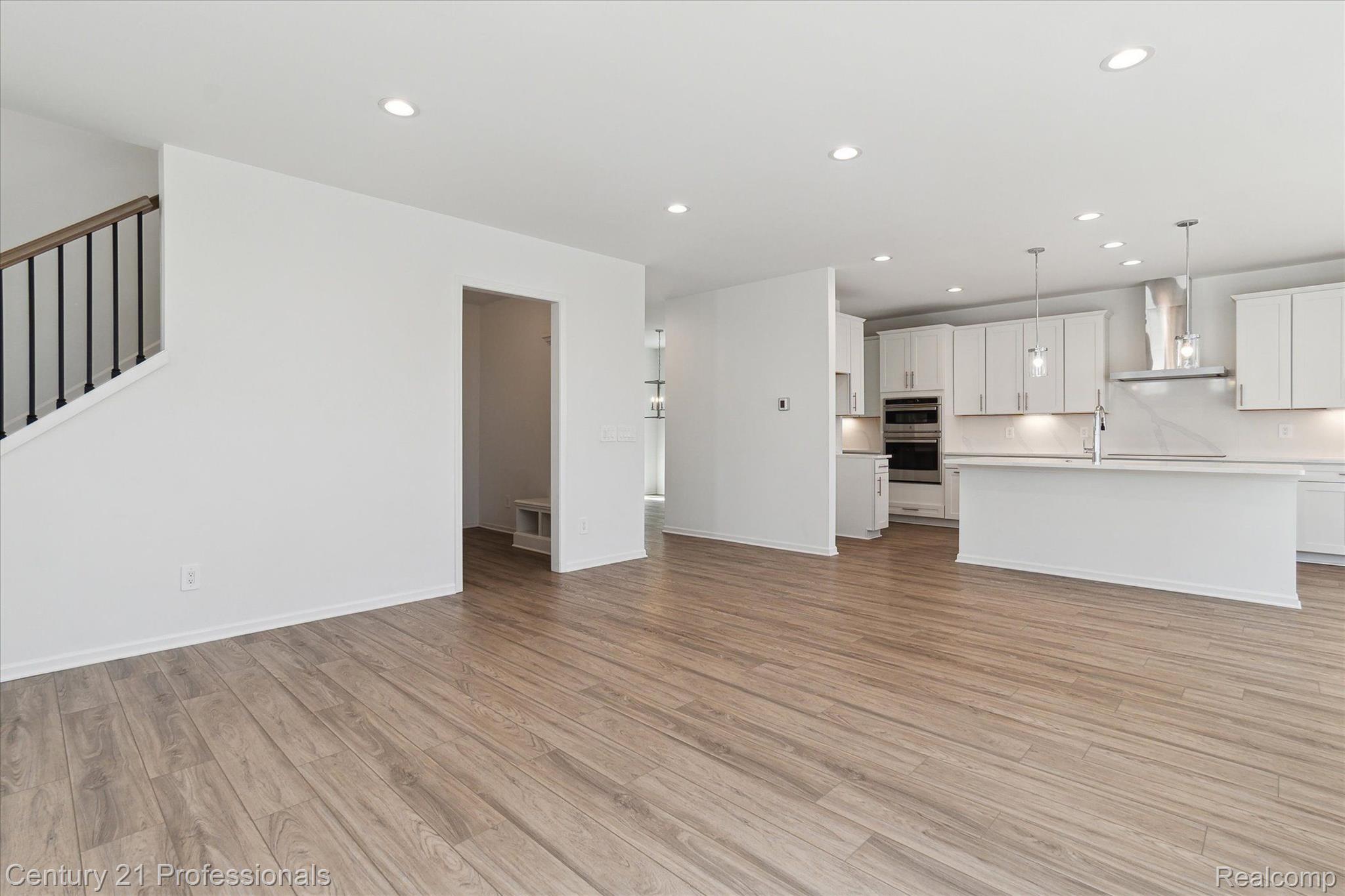 2843 DILLON Drive