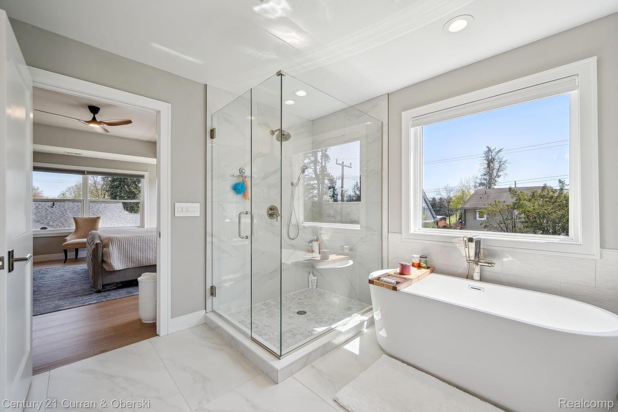 1663 FAIRWAY Drive