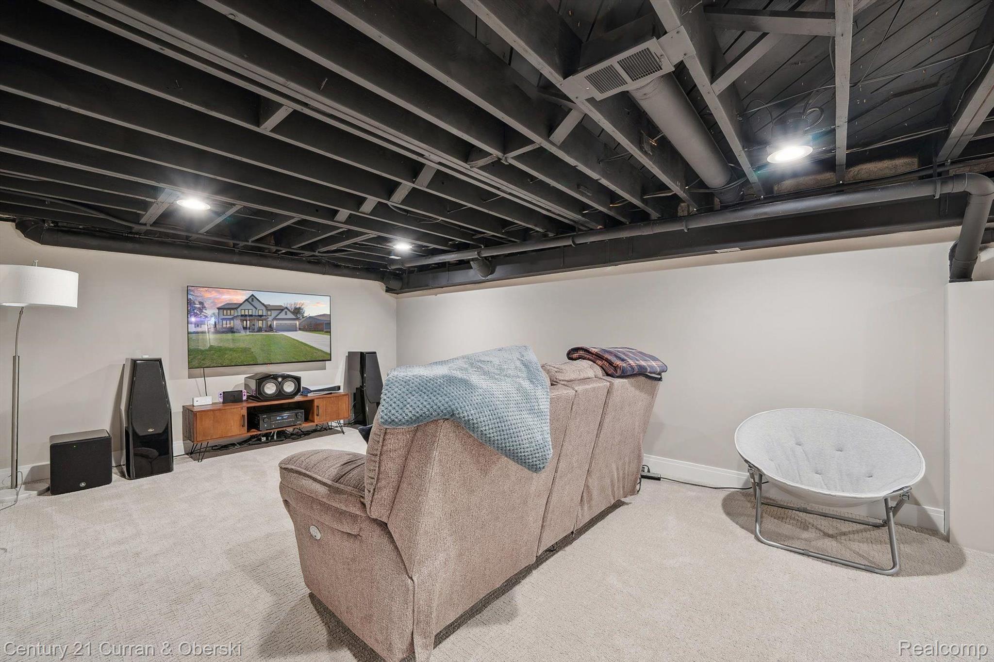 1663 FAIRWAY Drive