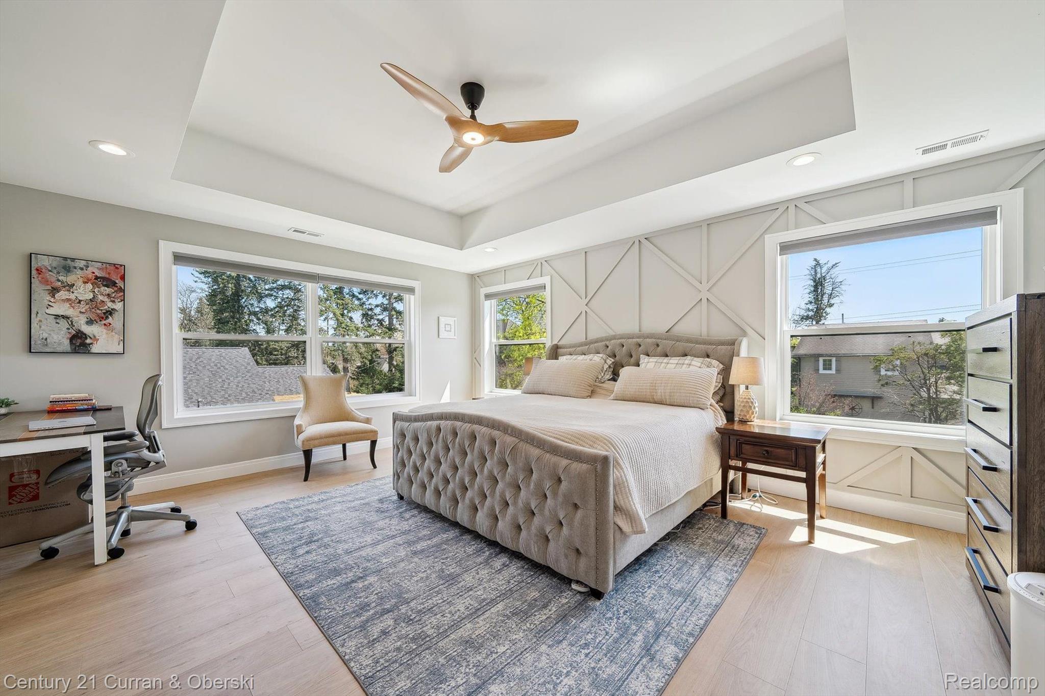 1663 FAIRWAY Drive