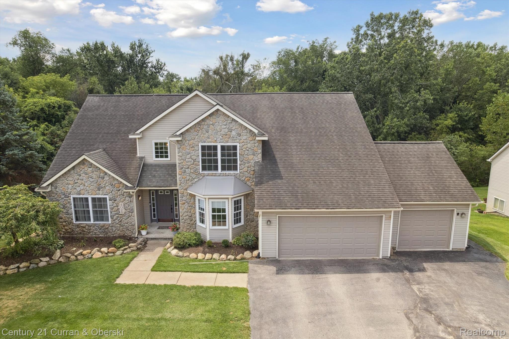 4025 Forest Edge Drive