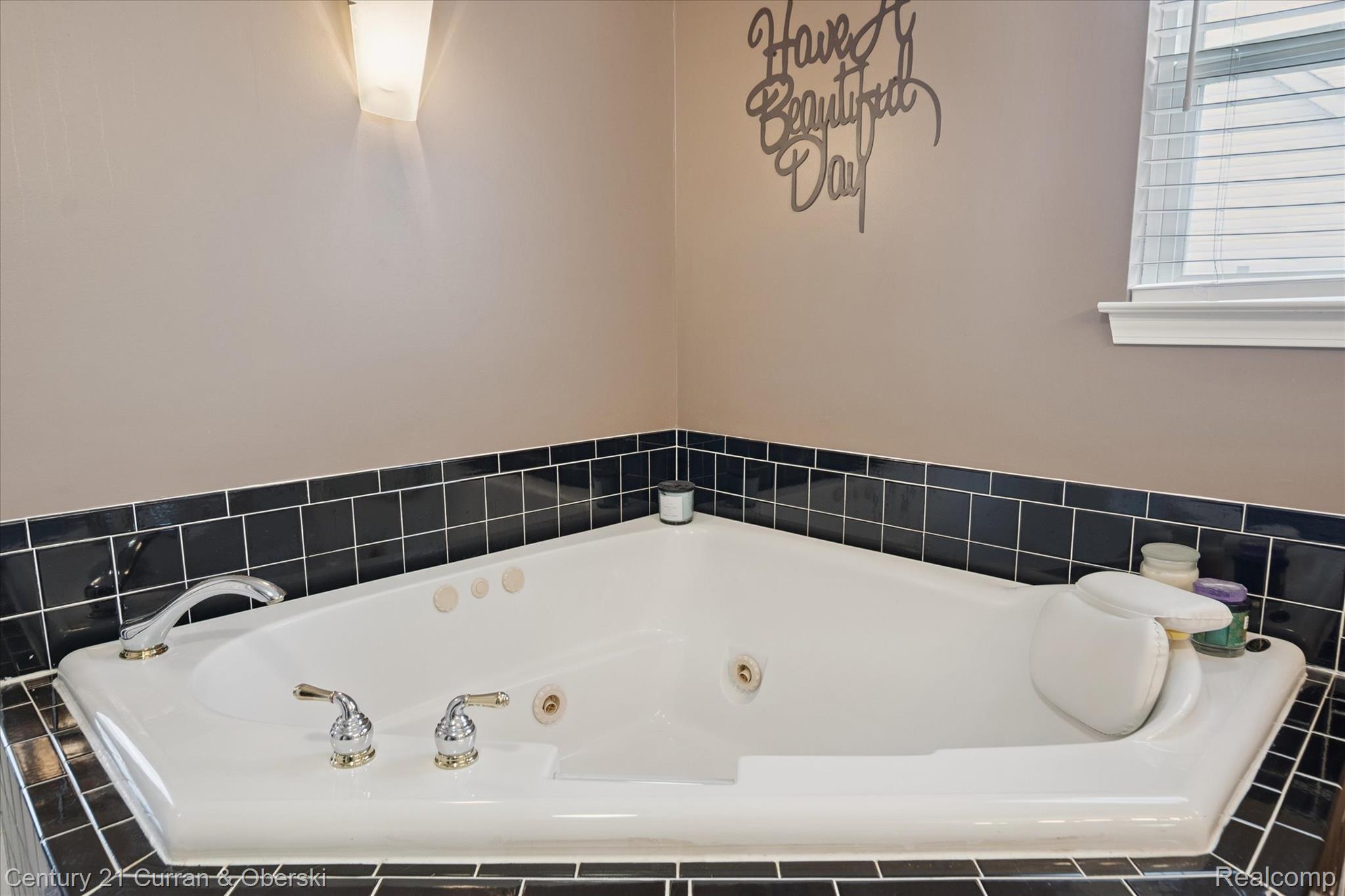 4025 Forest Edge Drive