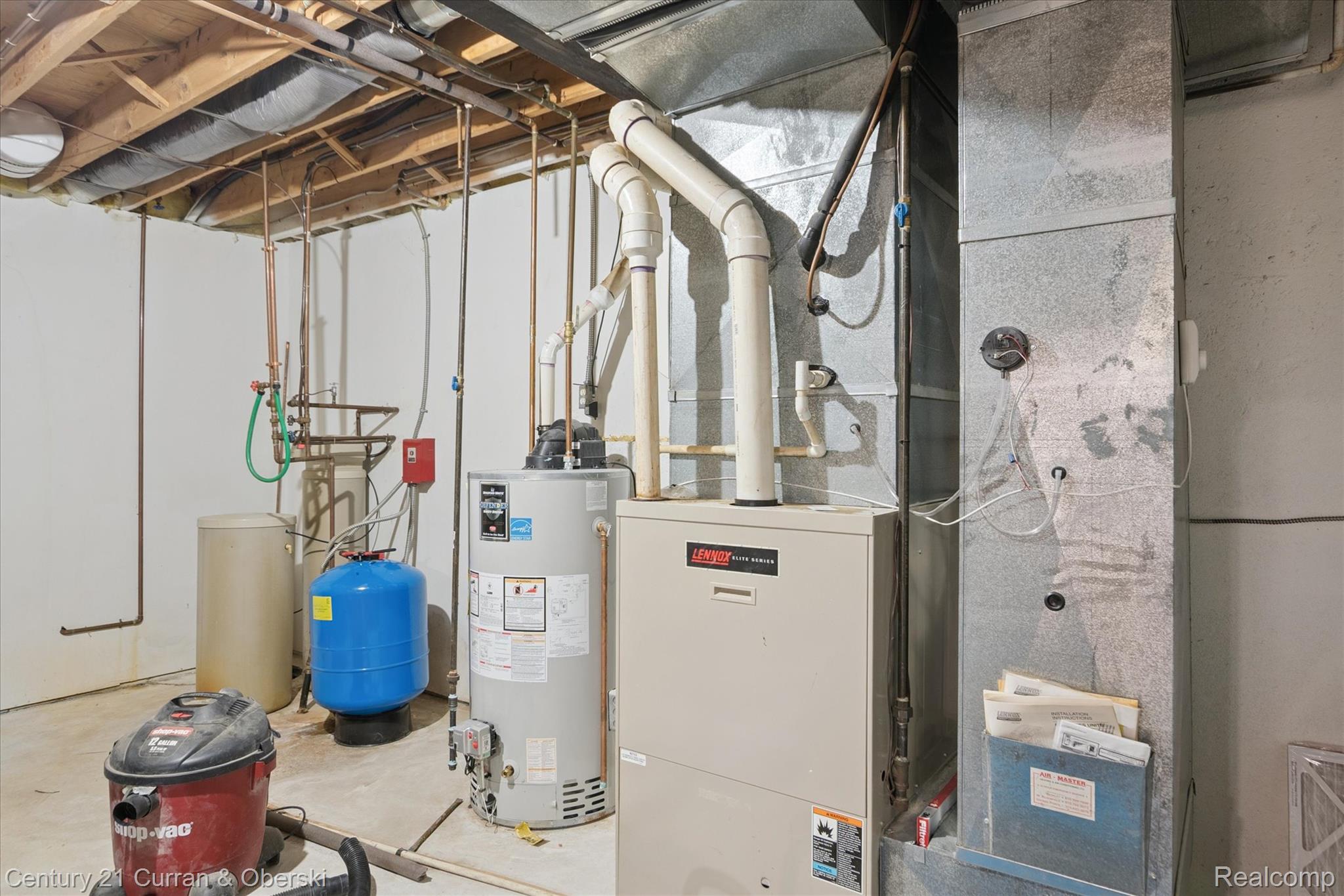 4025 Forest Edge Drive