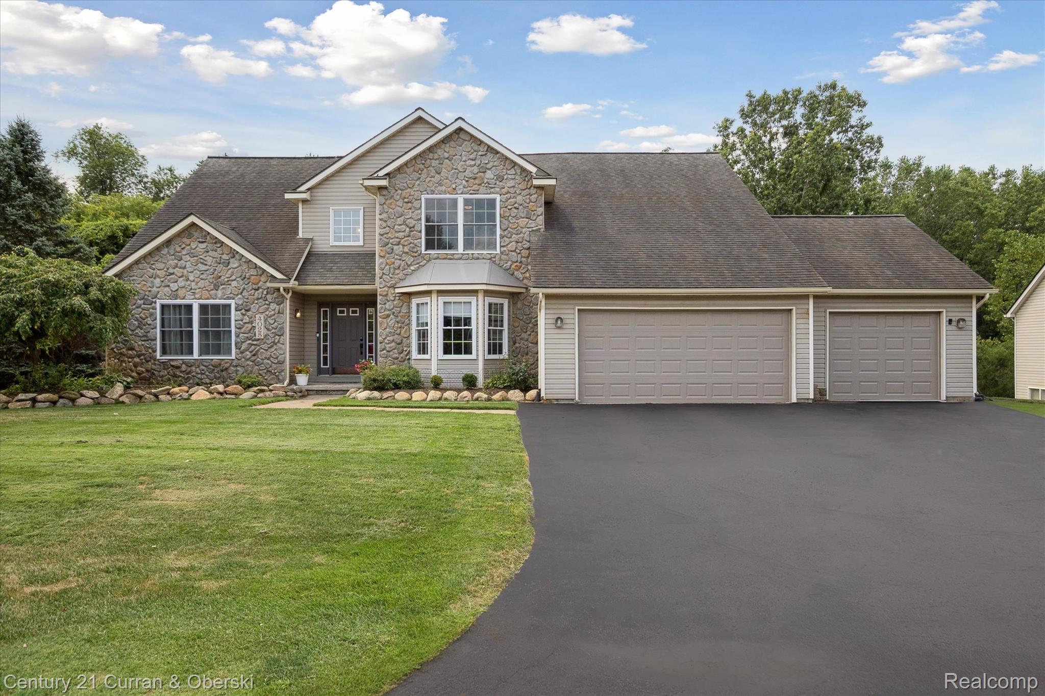 4025 Forest Edge Drive