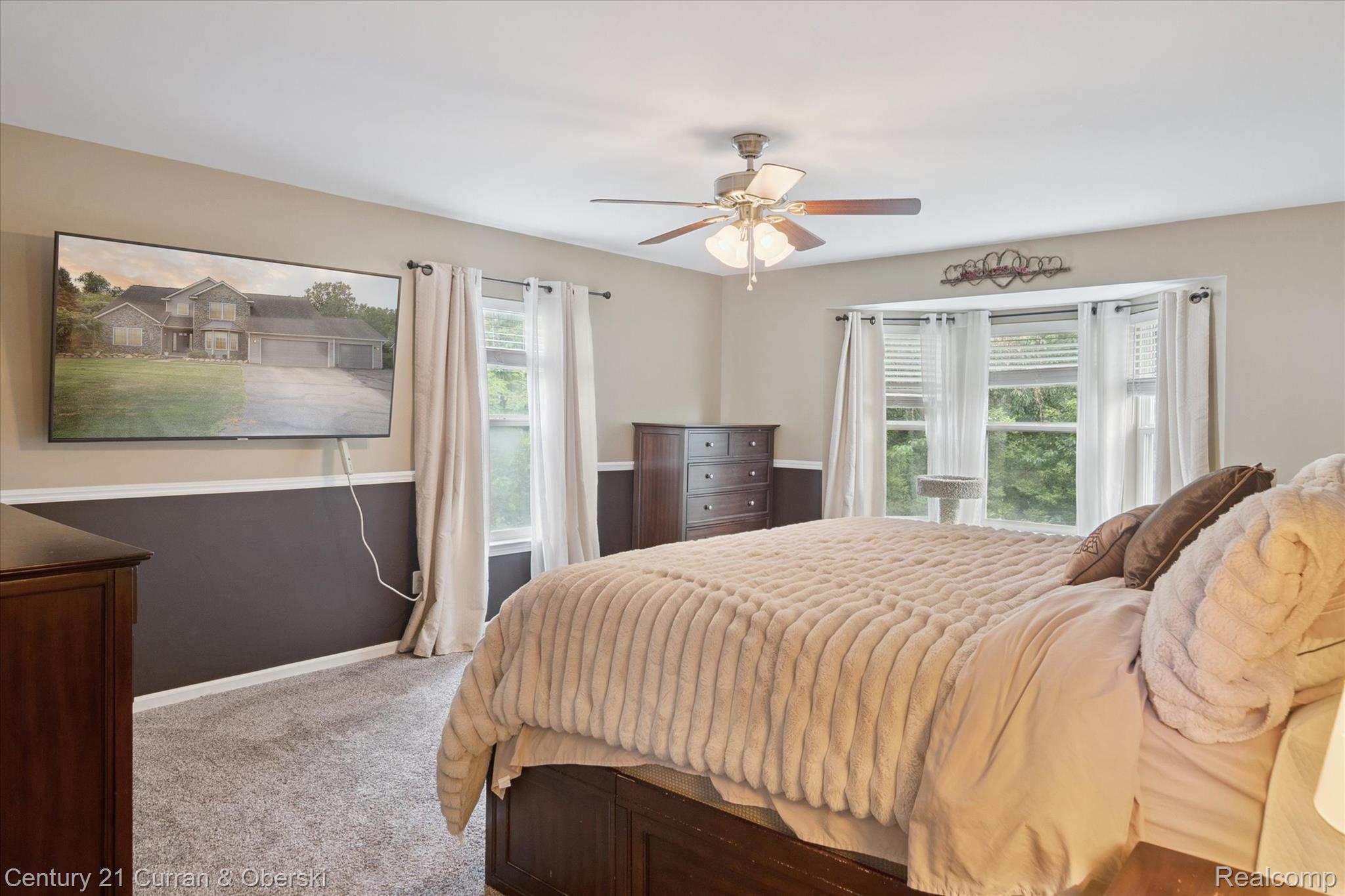 4025 Forest Edge Drive