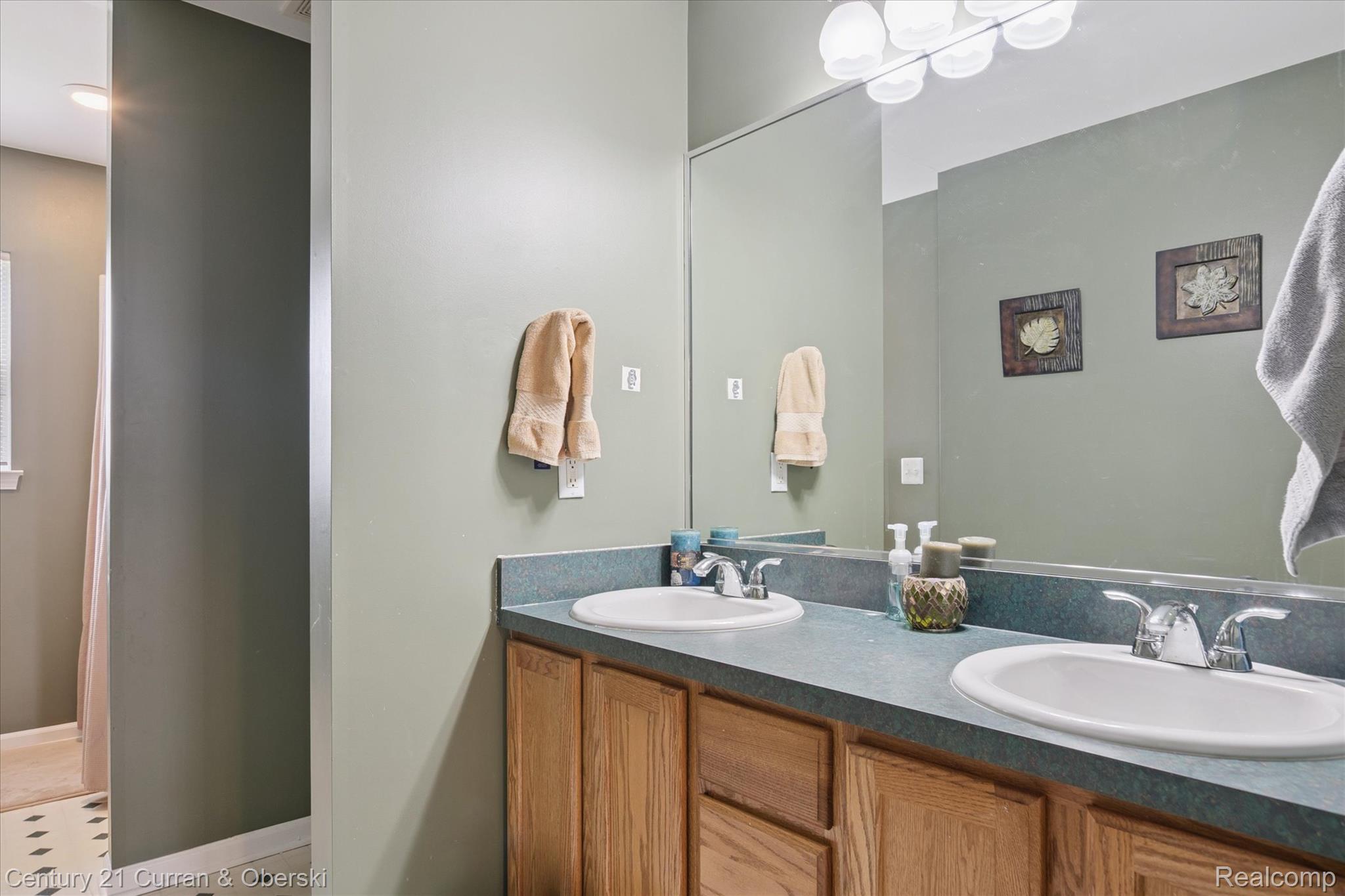 4025 Forest Edge Drive