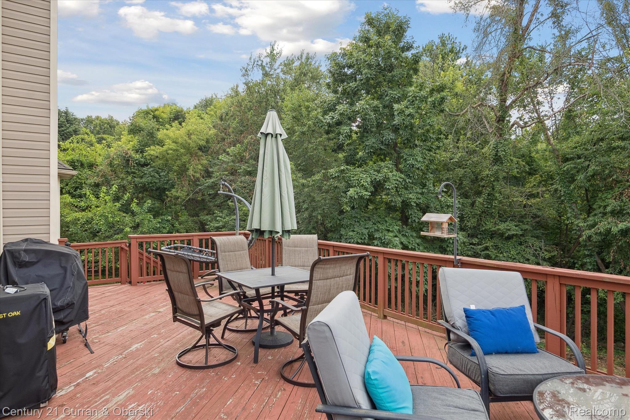 4025 Forest Edge Drive