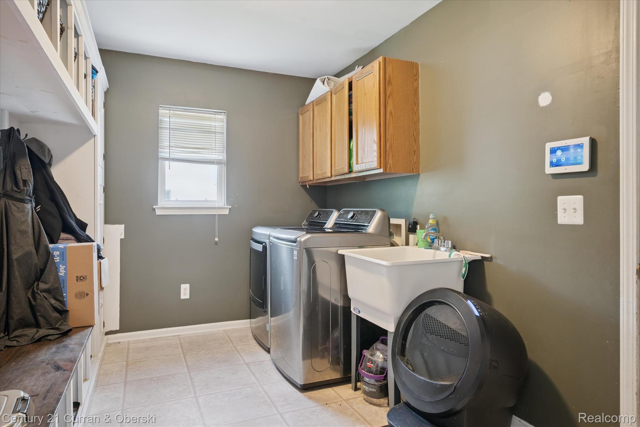 4025 Forest Edge Drive