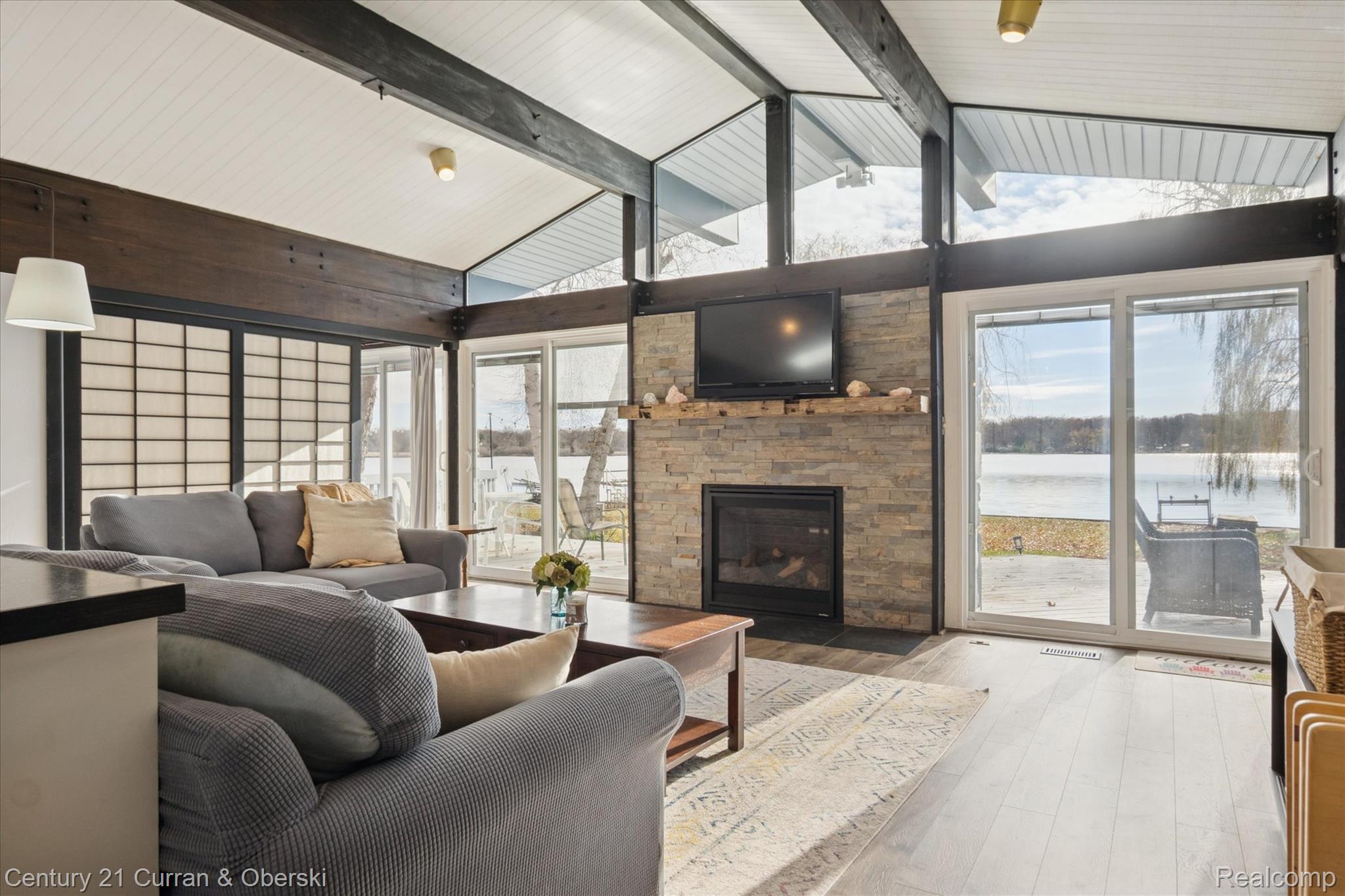 2662 Vineyard Lane