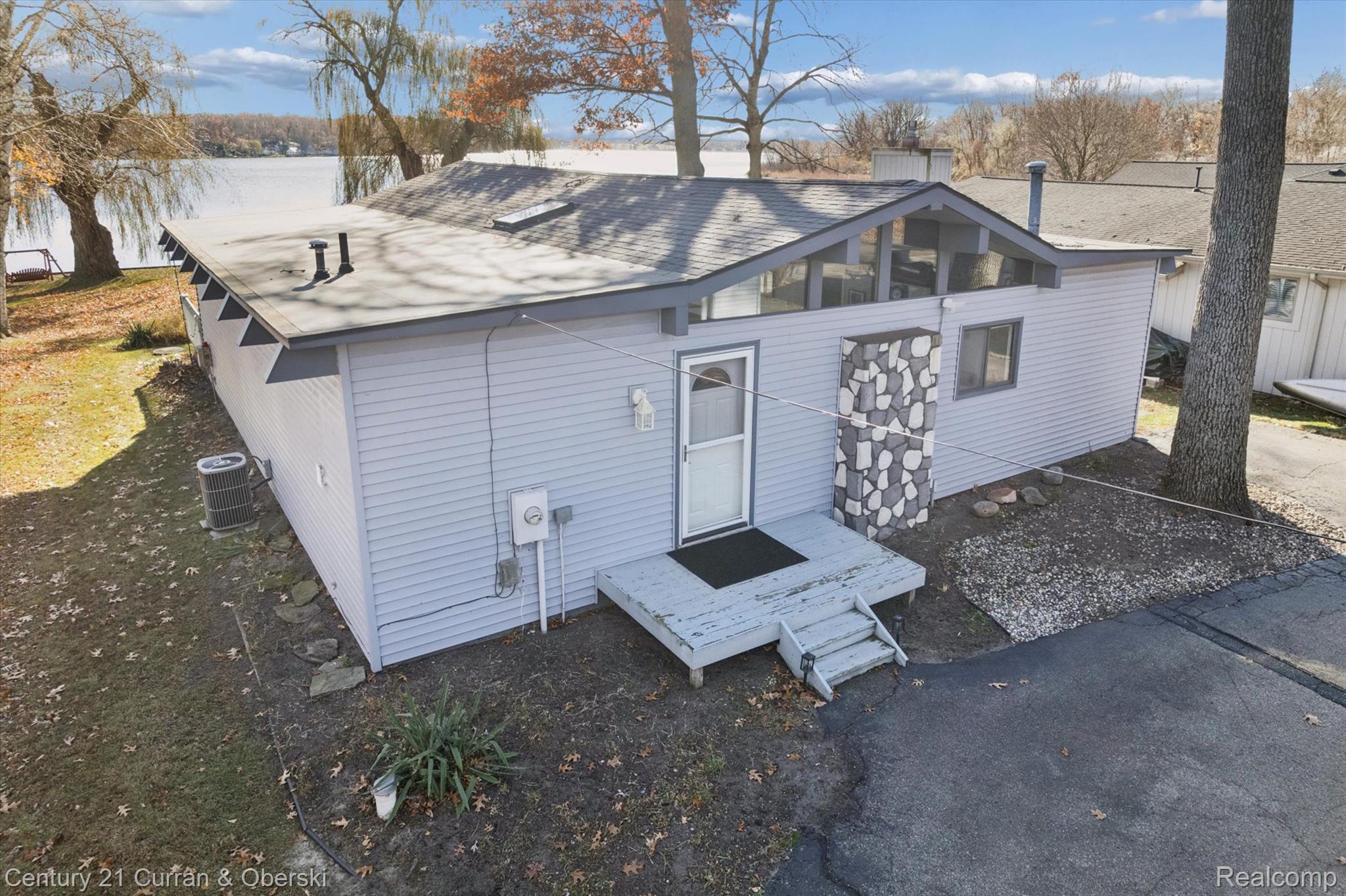 2662 Vineyard Lane