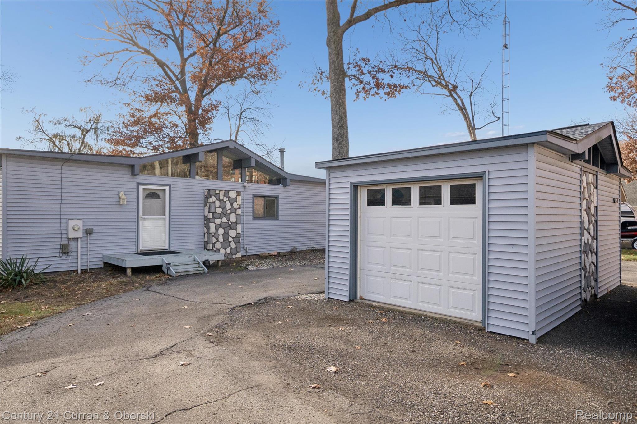 2662 Vineyard Lane