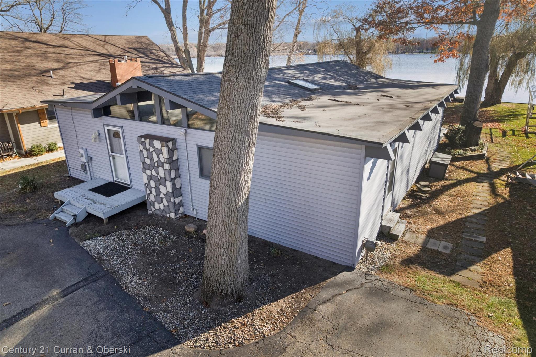 2662 Vineyard Lane