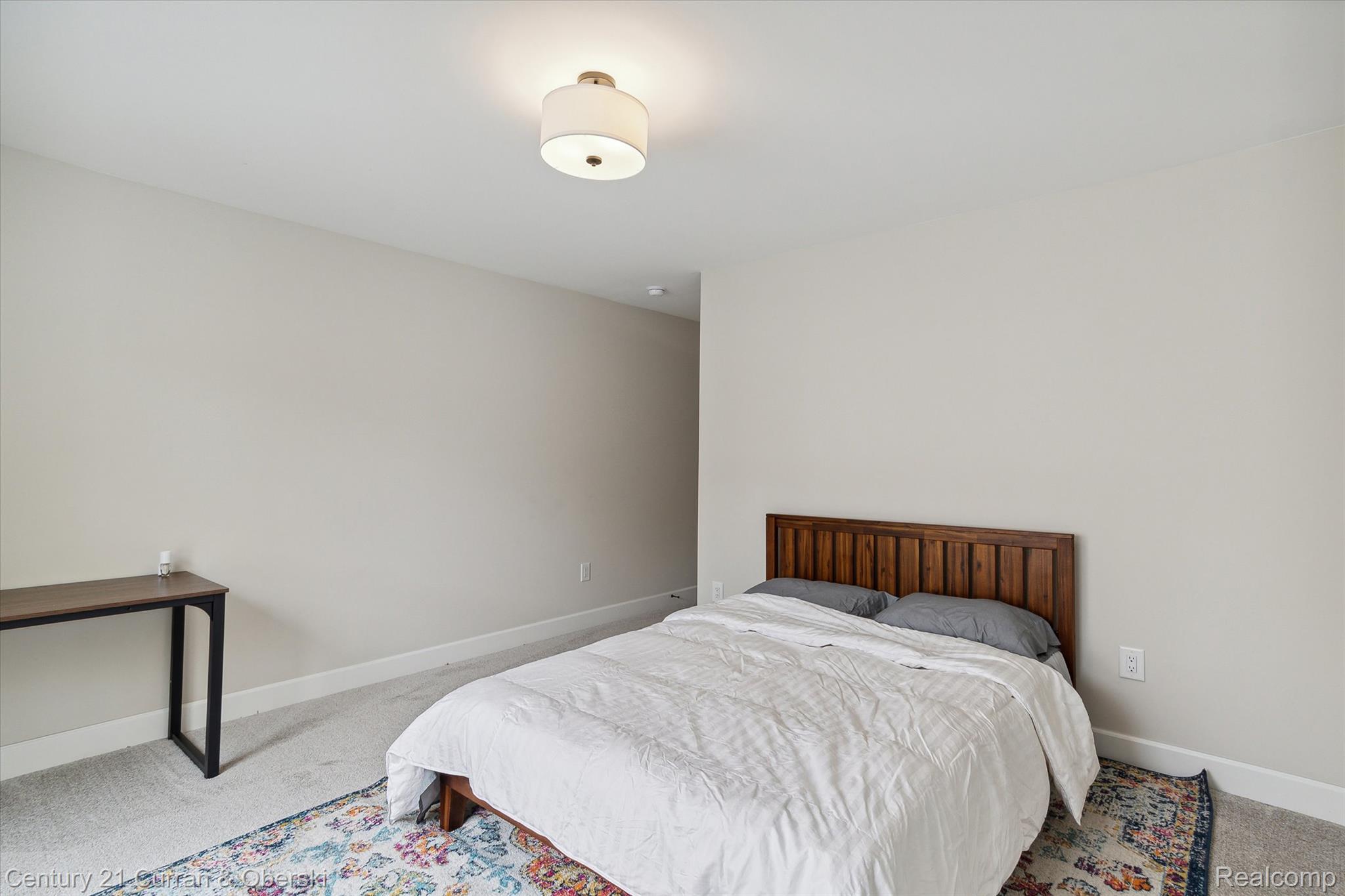 2217 N Wilson Avenue