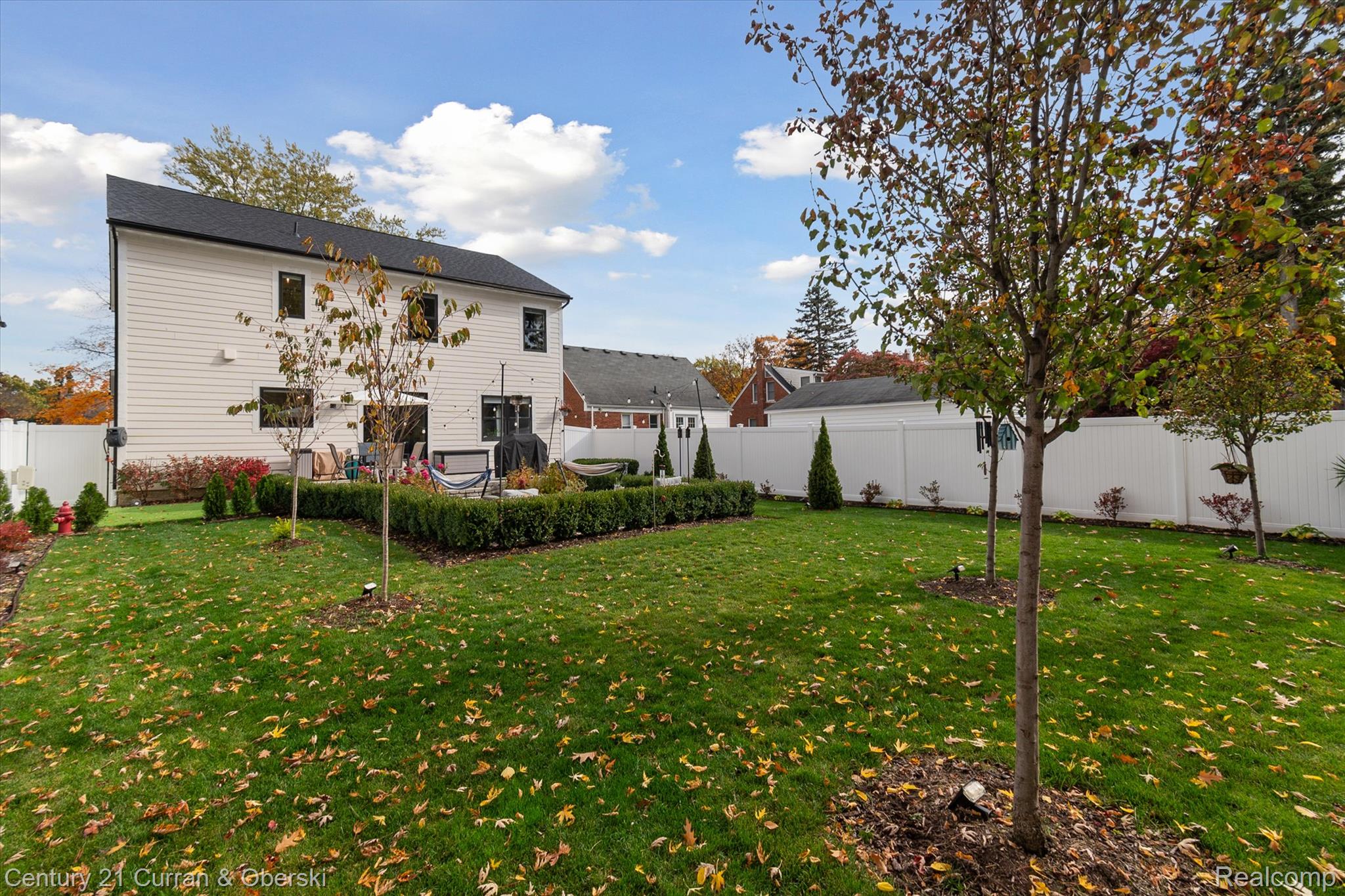 2217 N Wilson Avenue