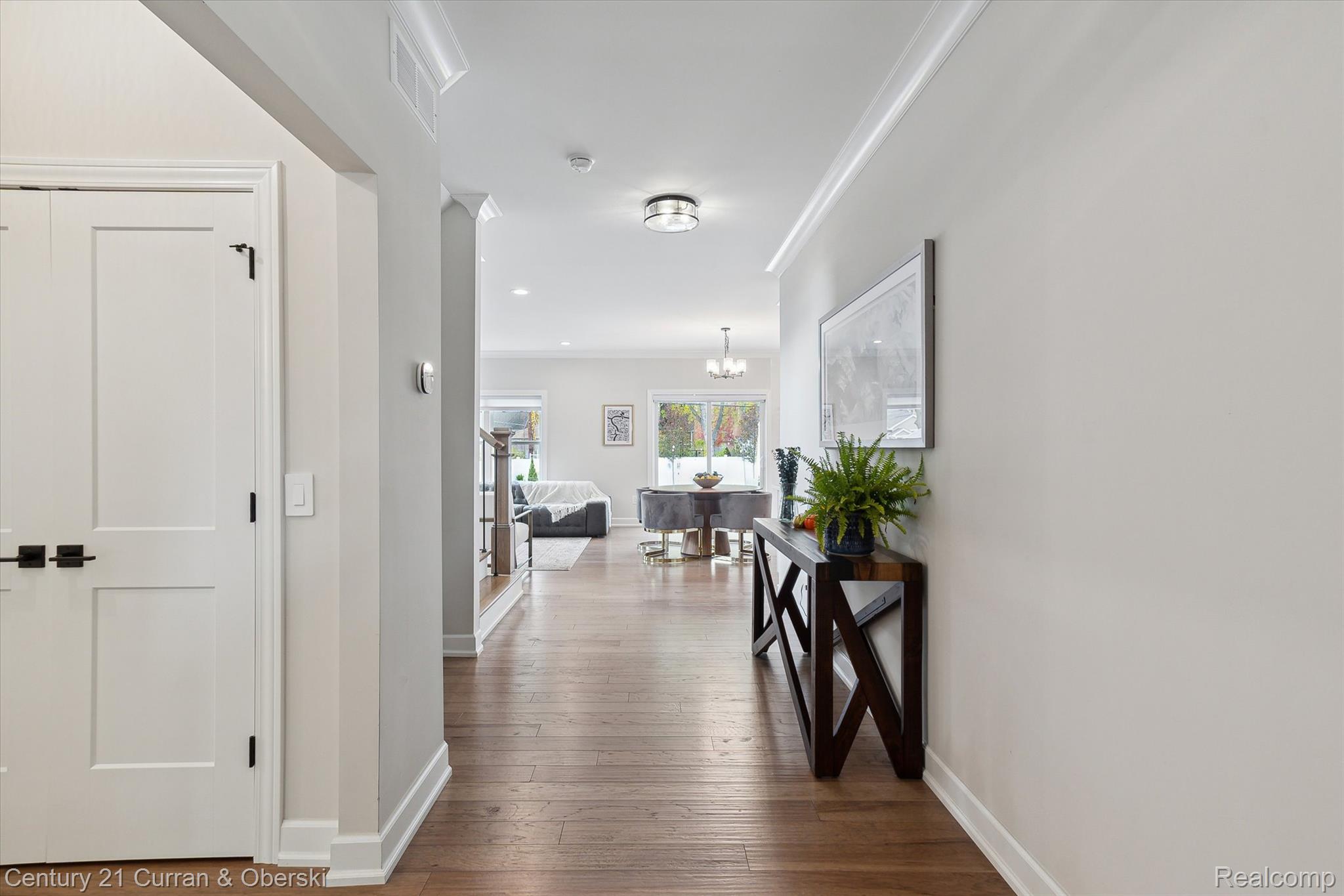 2217 N Wilson Avenue