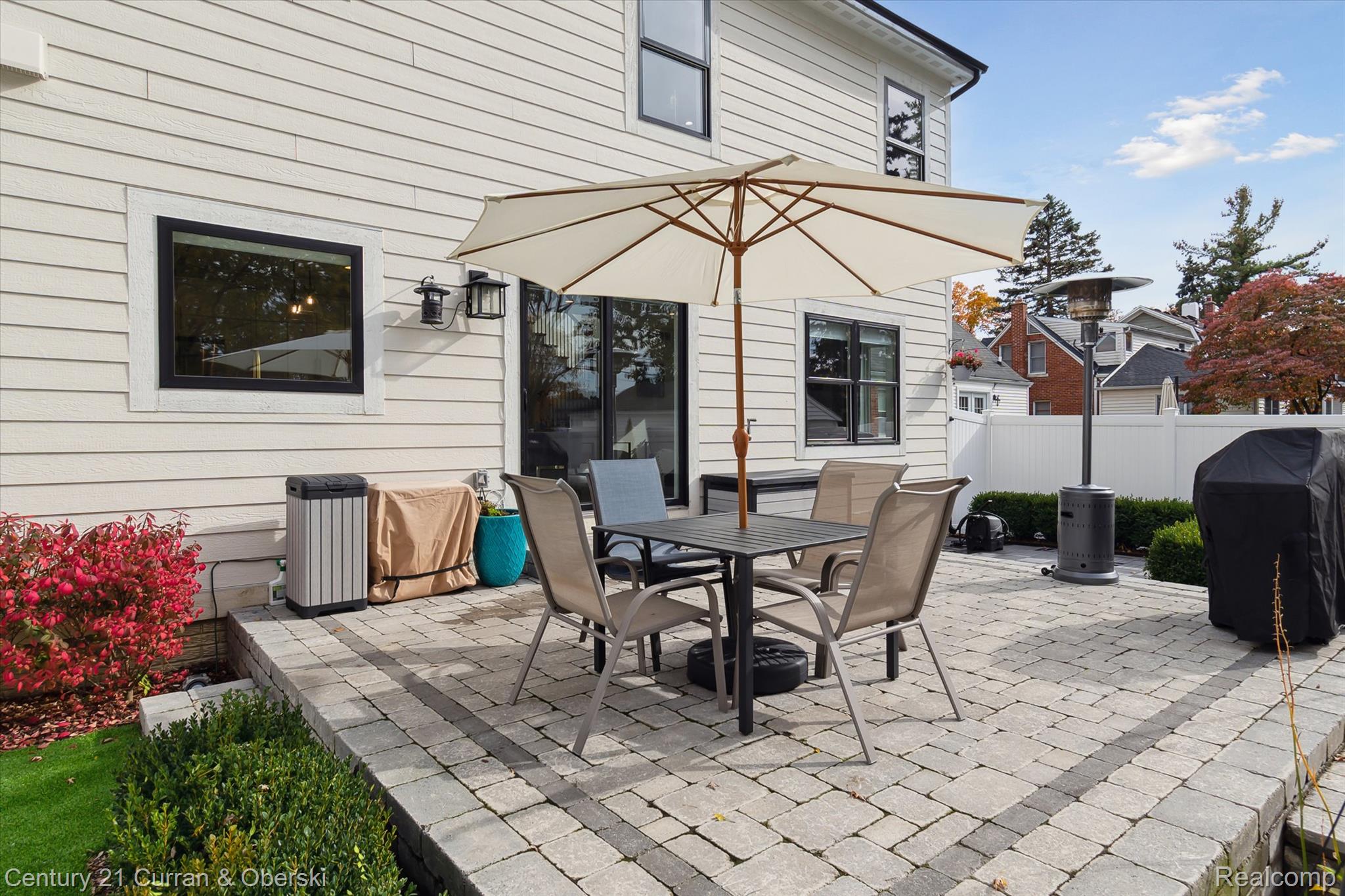 2217 N Wilson Avenue