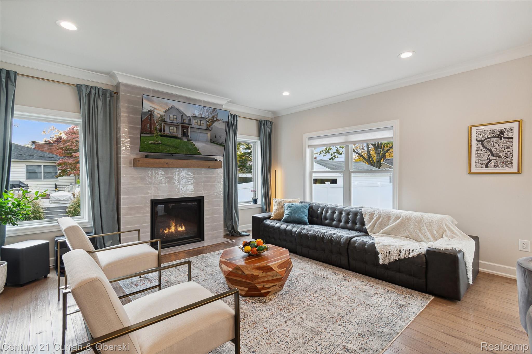 2217 N Wilson Avenue