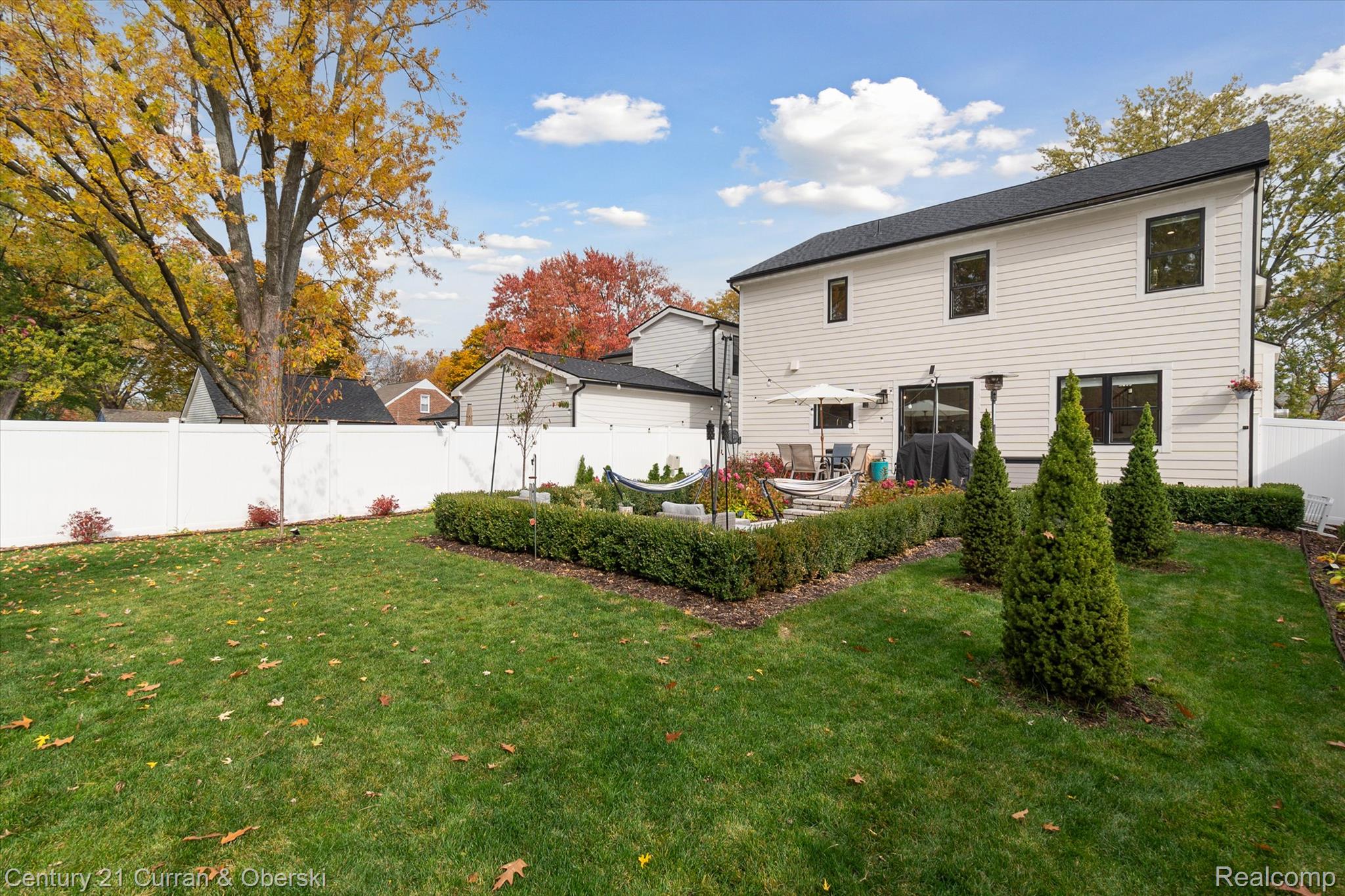 2217 N Wilson Avenue