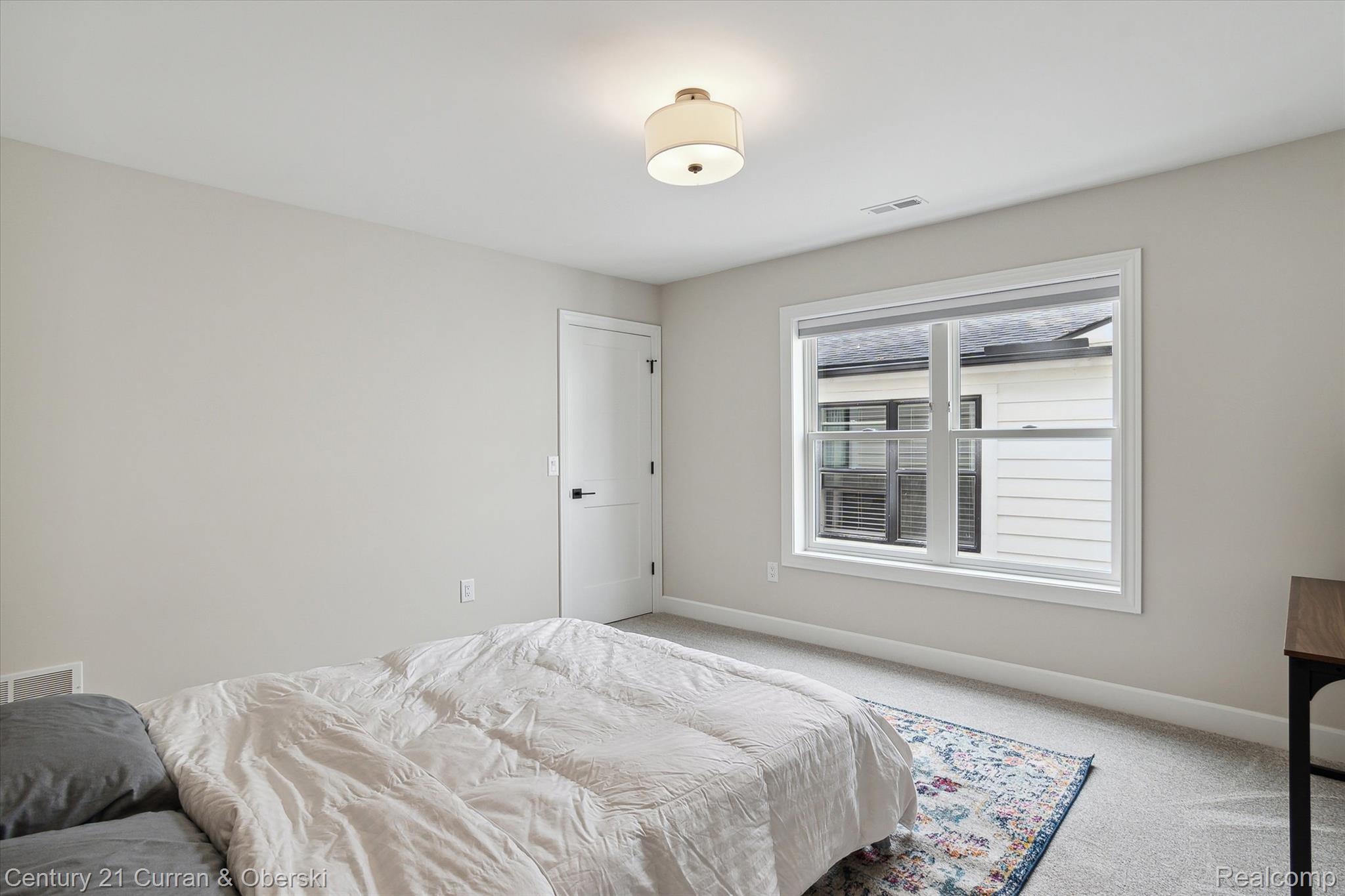 2217 N Wilson Avenue