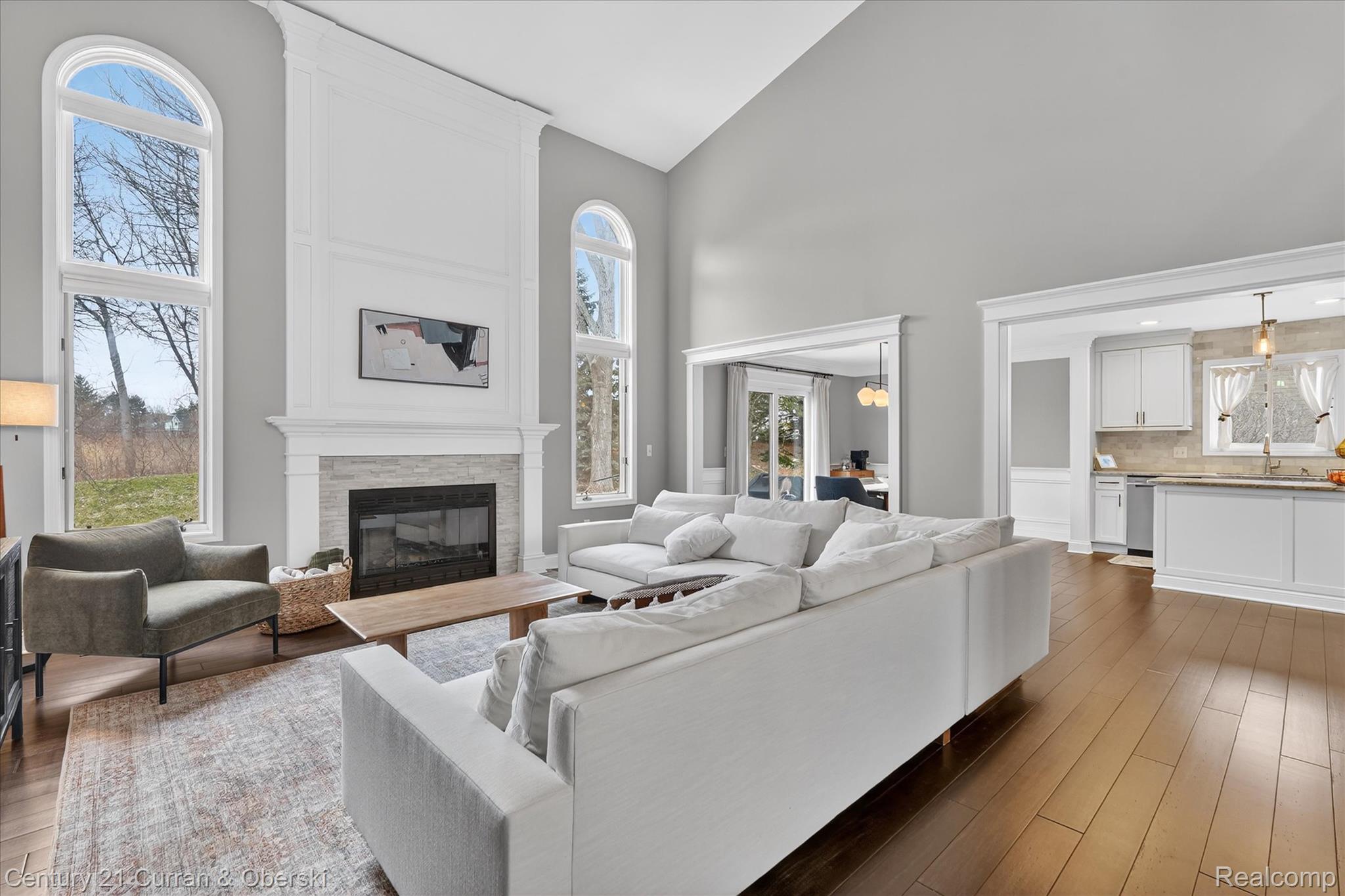 1698 Farnborough Drive