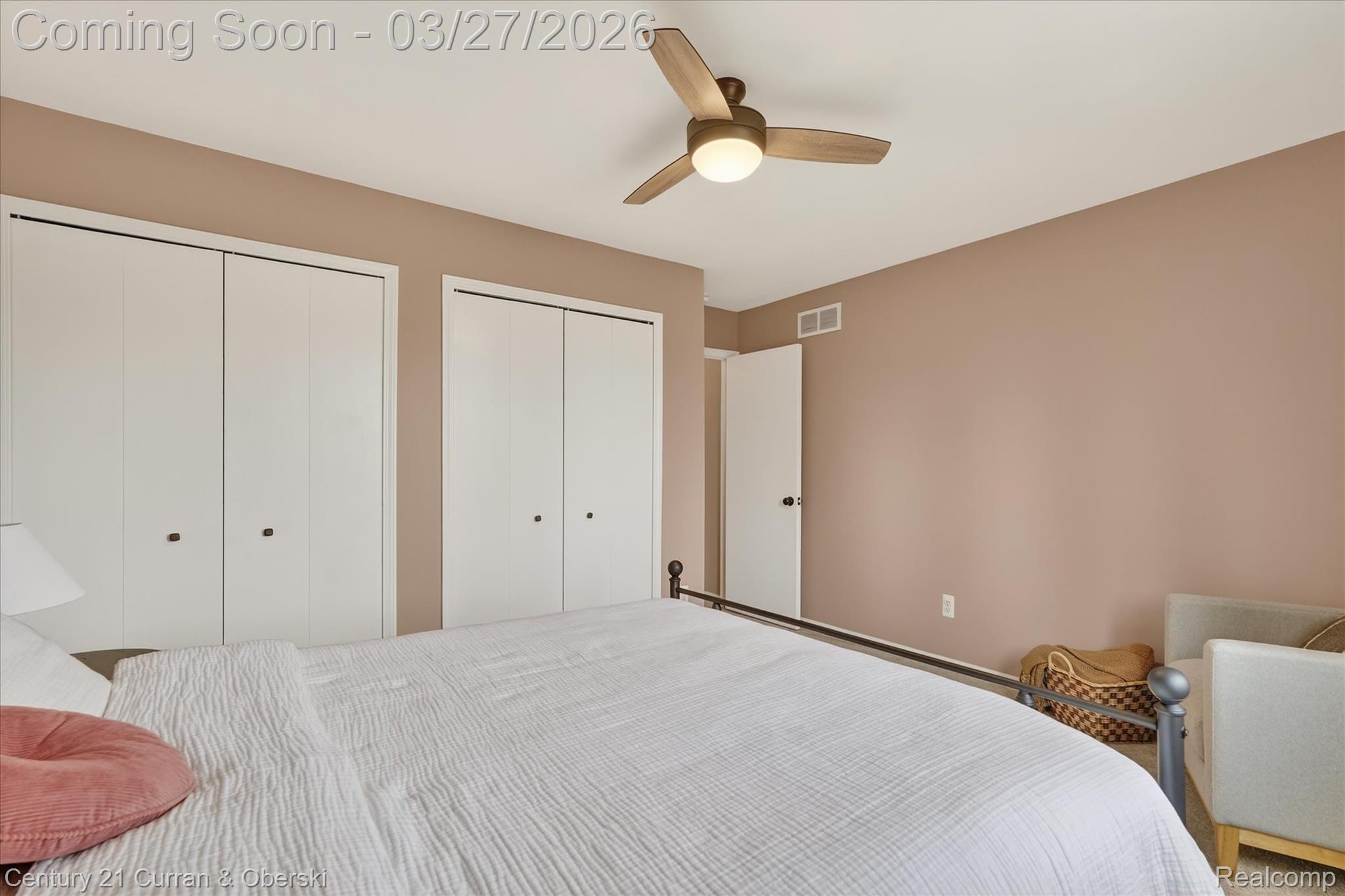 1698 Farnborough Drive