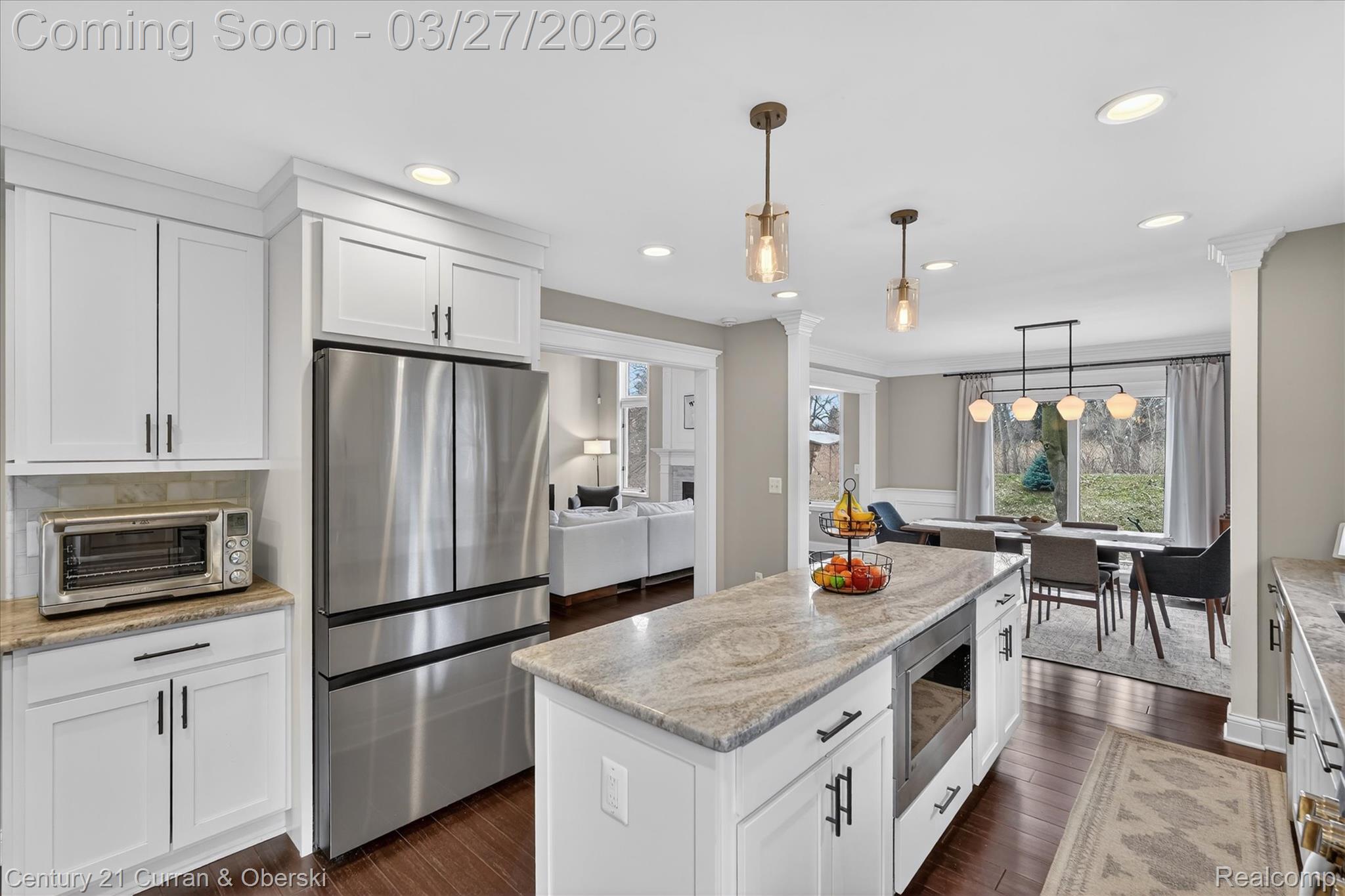 1698 Farnborough Drive