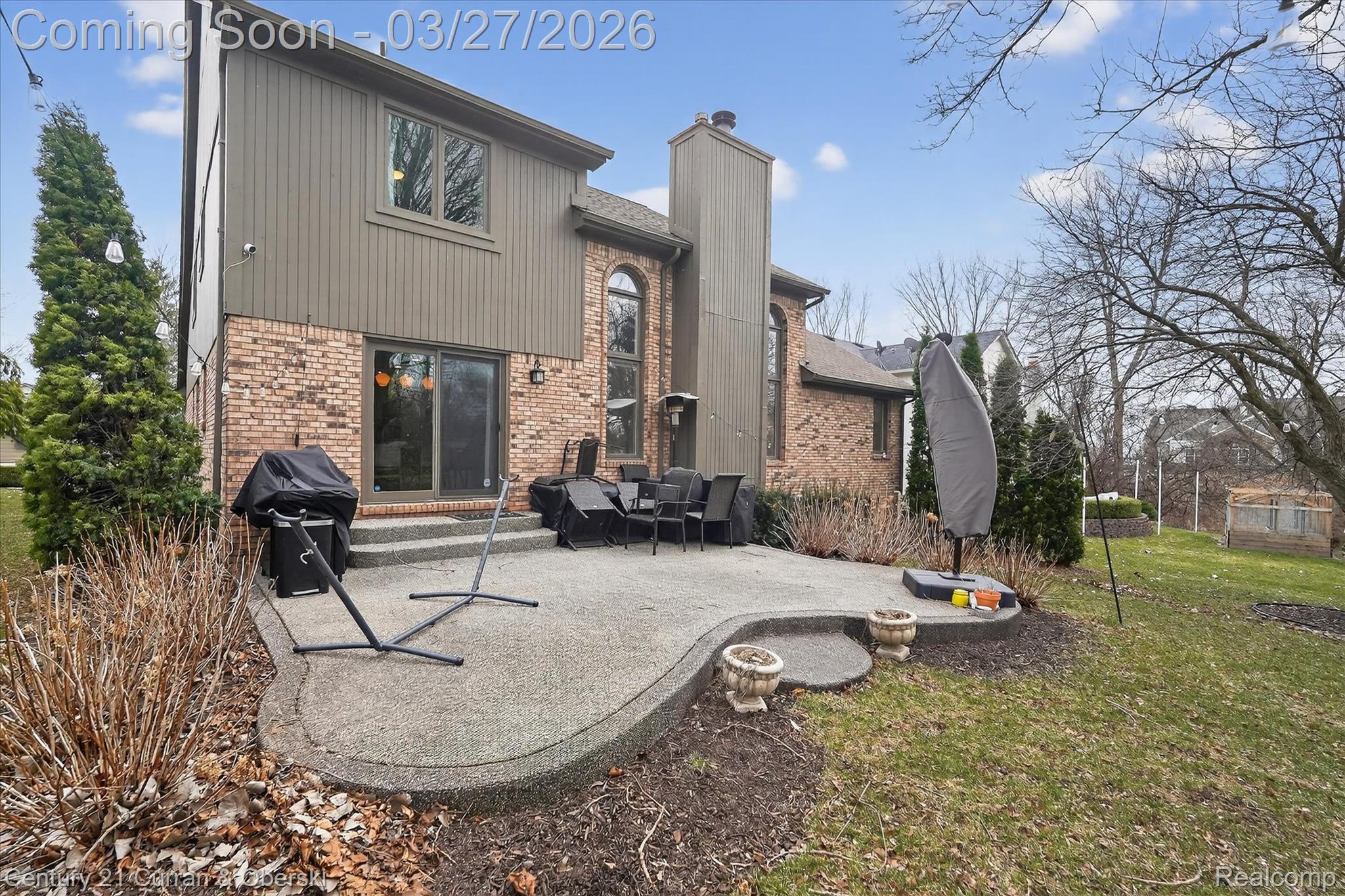 1698 Farnborough Drive