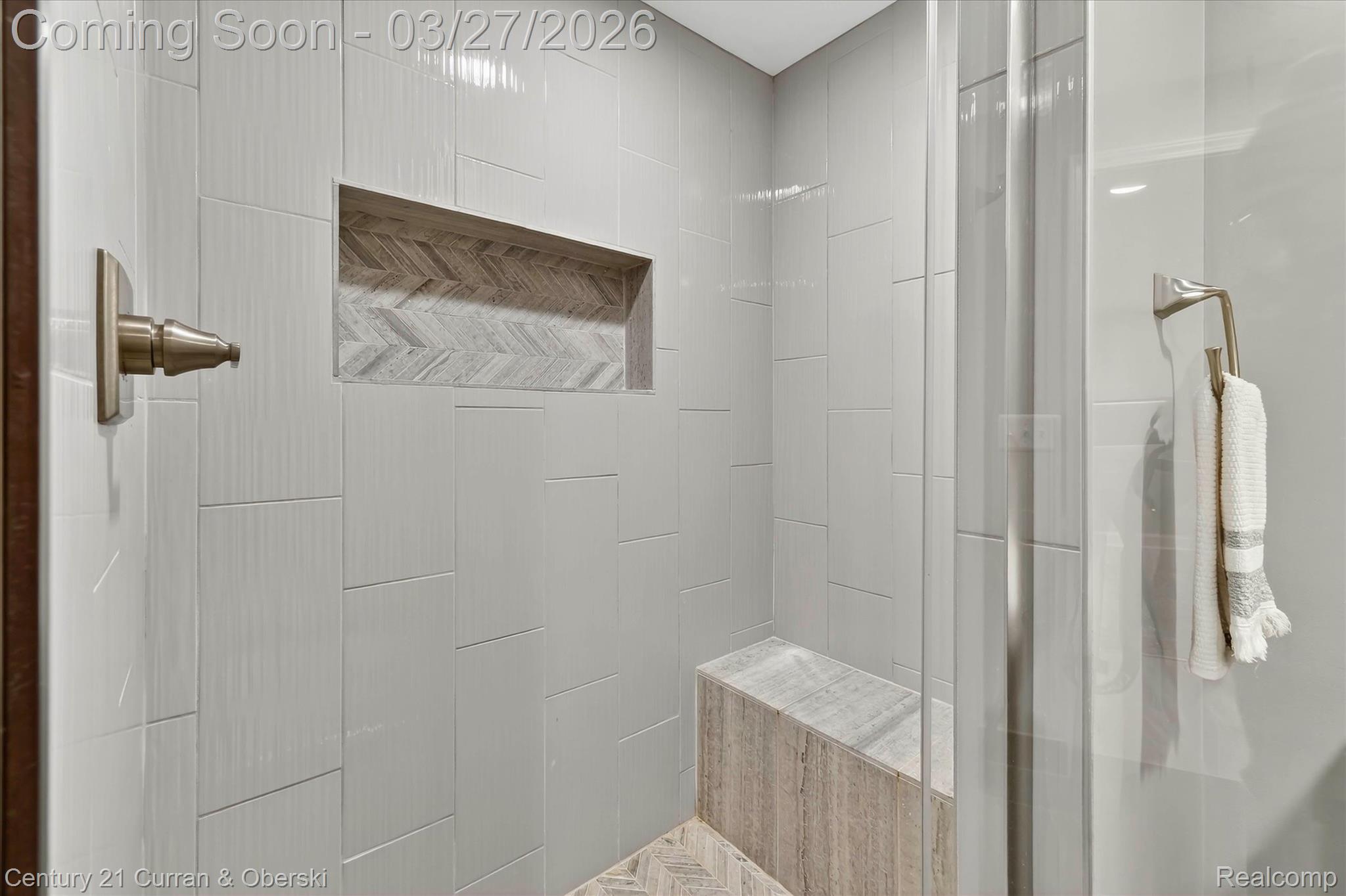 1698 Farnborough Drive