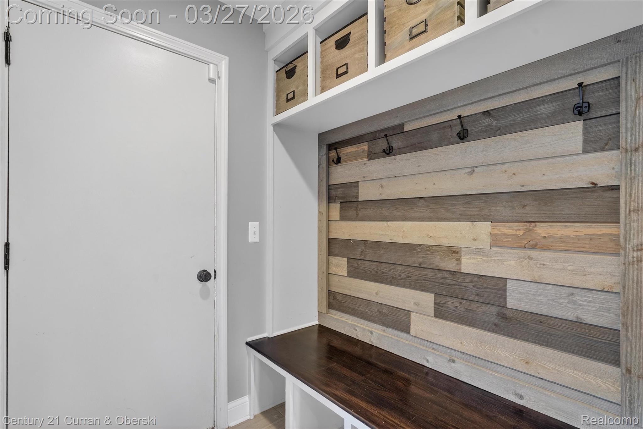 1698 Farnborough Drive