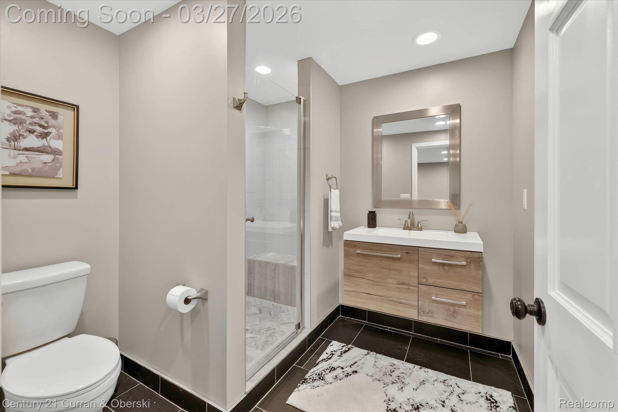 1698 Farnborough Drive