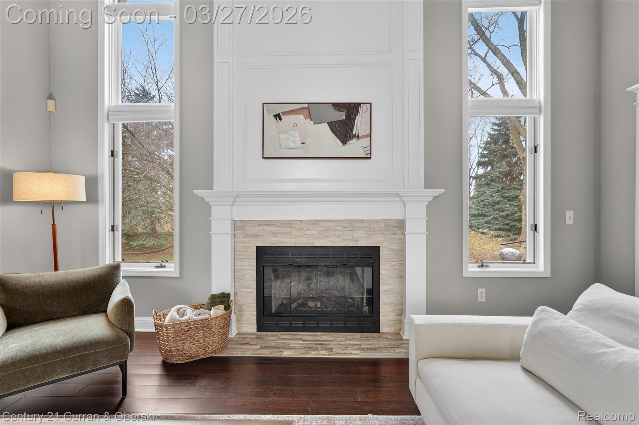 1698 Farnborough Drive