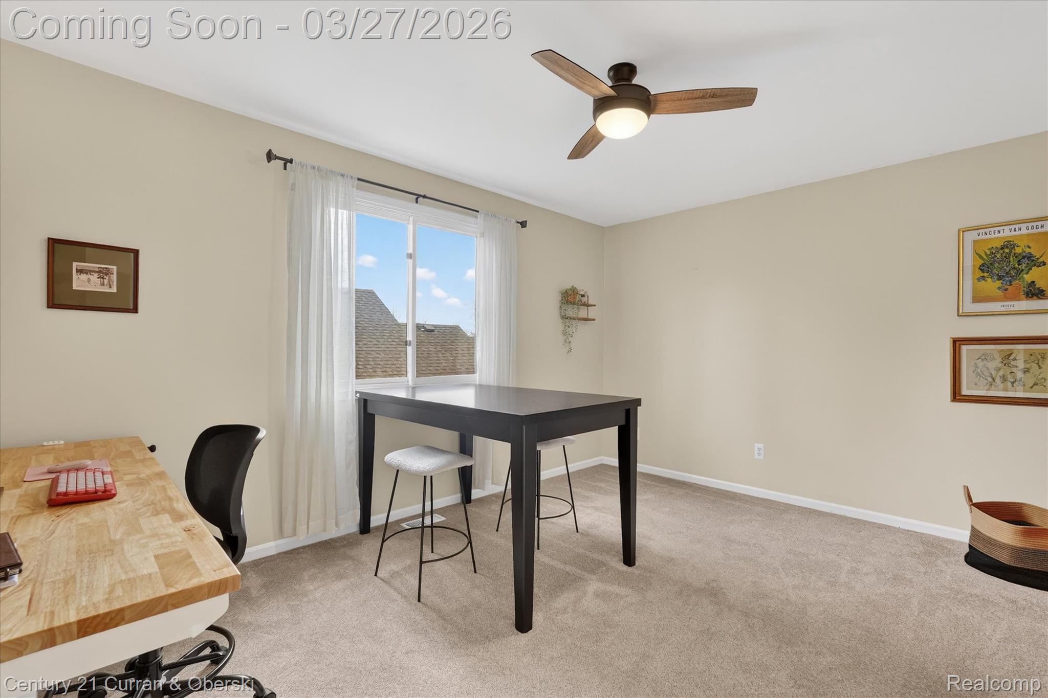 1698 Farnborough Drive