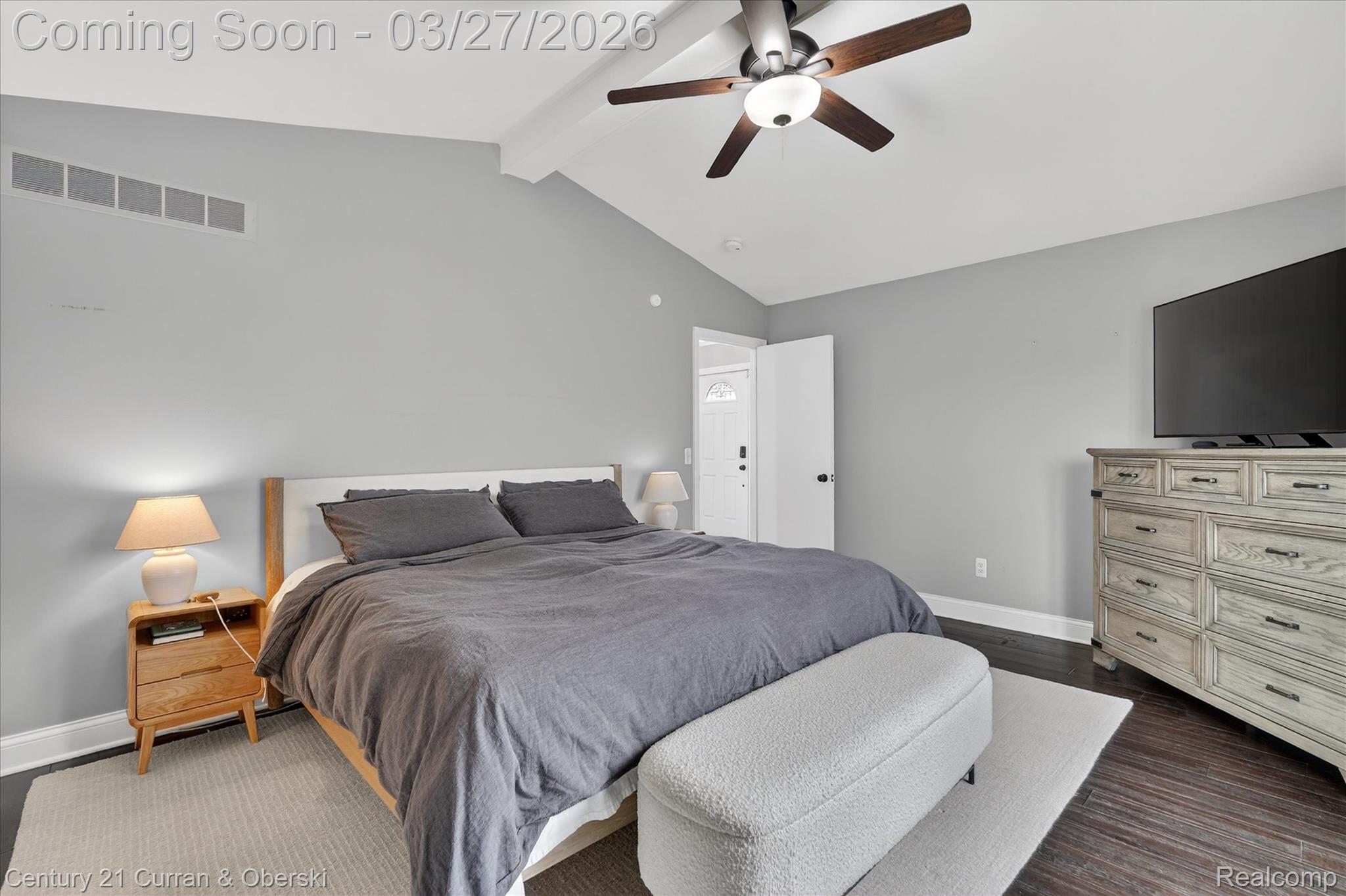 1698 Farnborough Drive