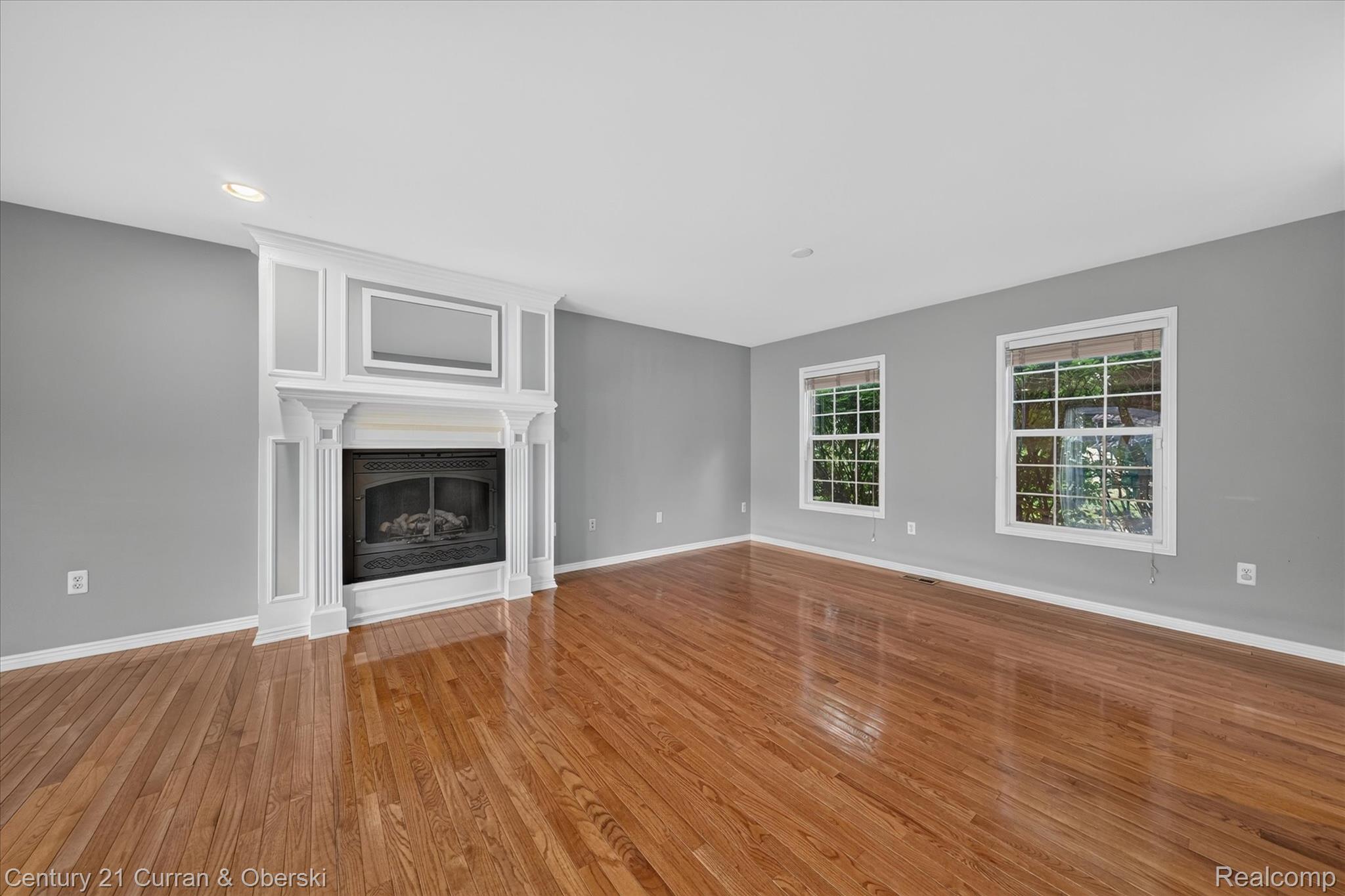 3813 Rochester Road