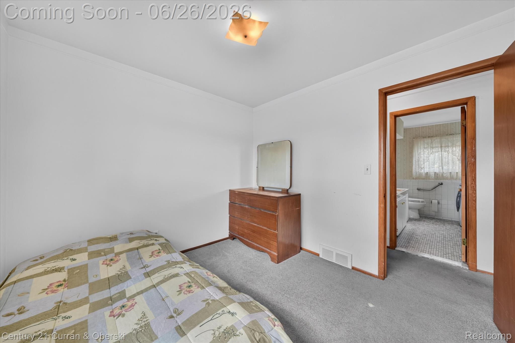 13321 Perry Circle