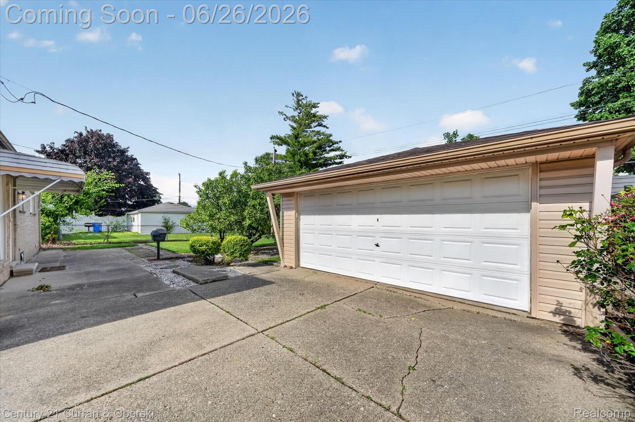 13321 Perry Circle